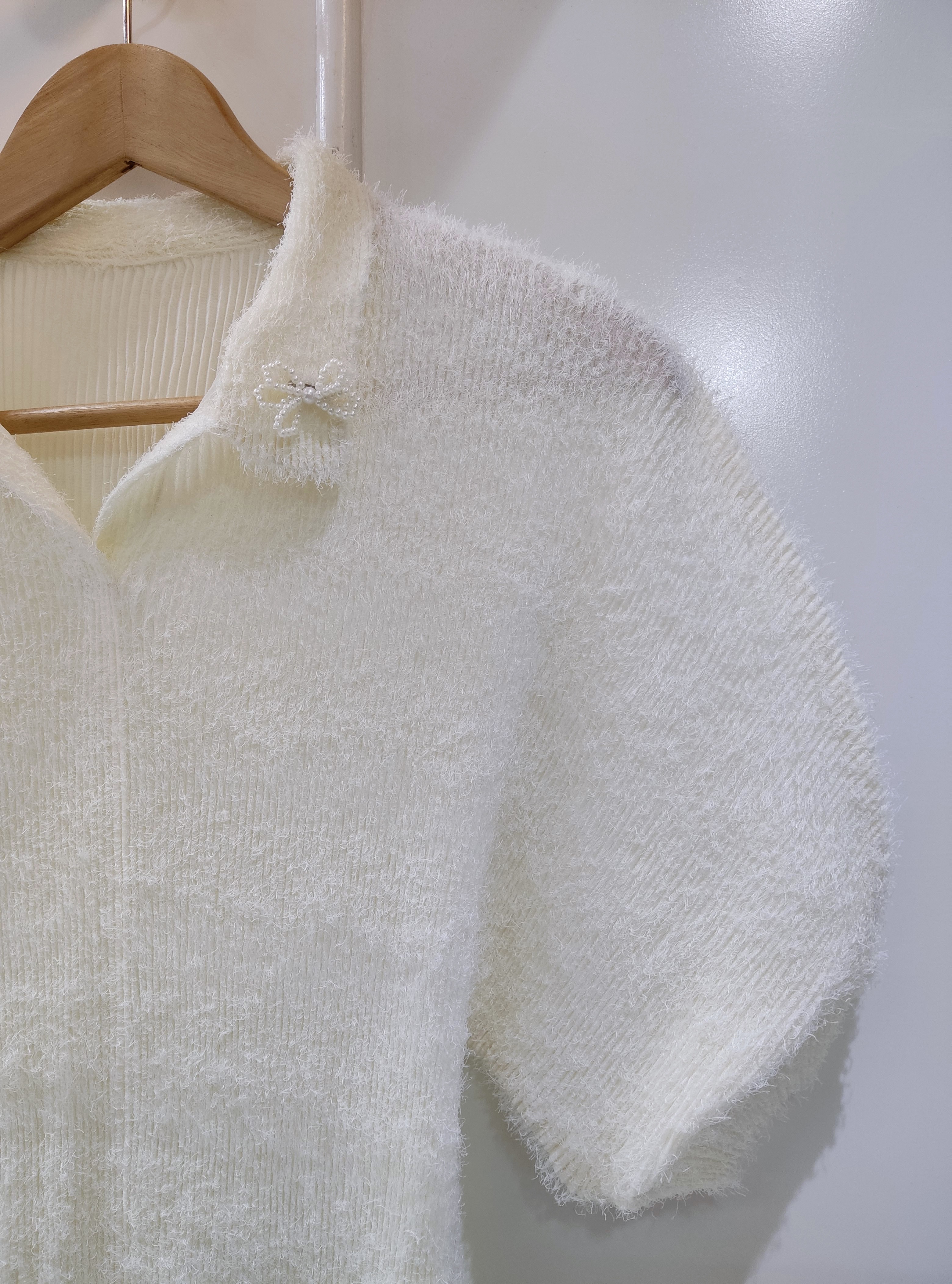 2MUAY รุ่น GJO11448 เสื้ออัดพลีท FUFFY POLO PLEATED TOP 4 สี FREE SIZE