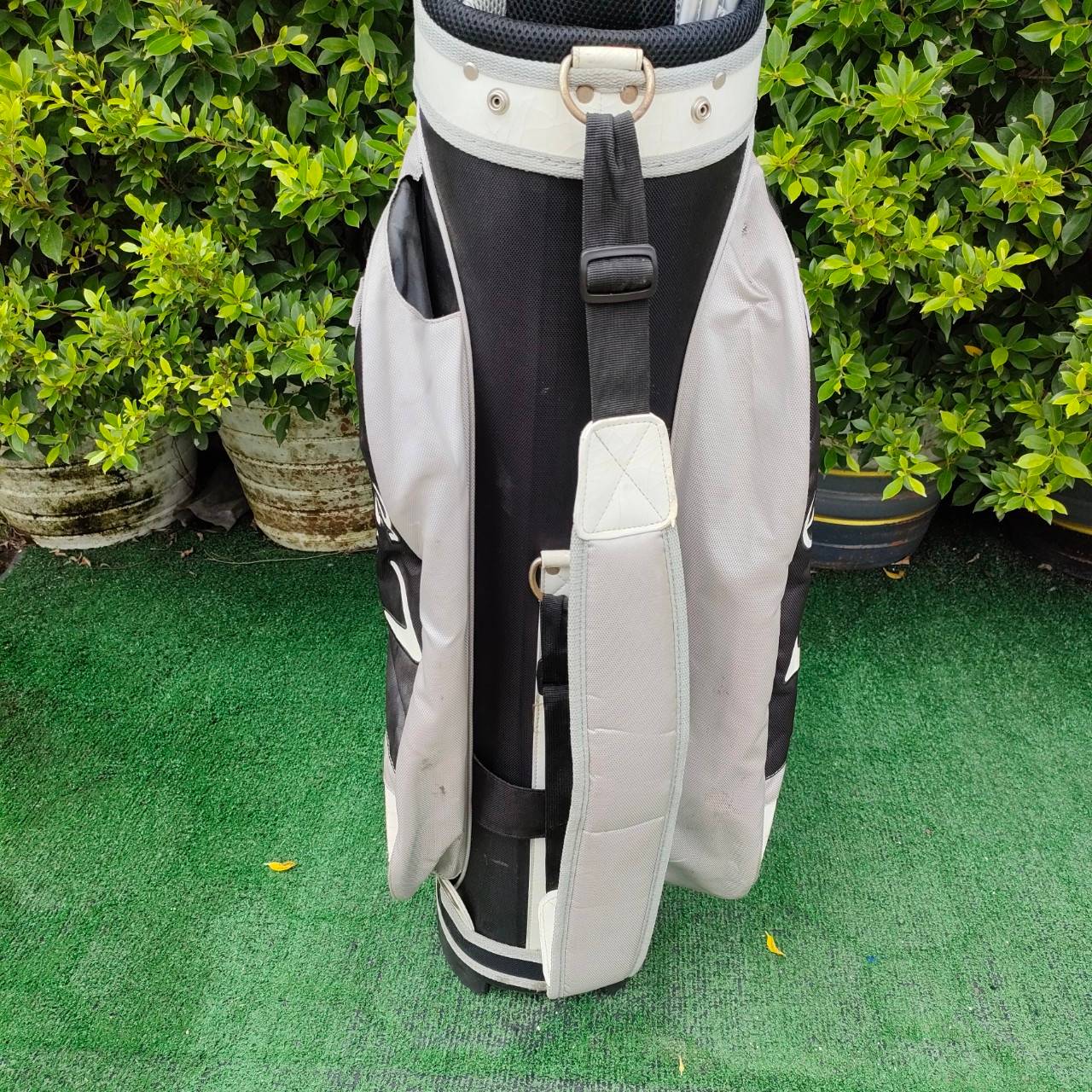 **ไม้กอล์ฟครบชุดสำหรับผู้หญิง** FULLSET CALLAWAY SOLAIRE GEMS ชุดใหญ่!! หัวไม้ 6 หัว!! ไม้สุดพรีเมี่ยม!! COVER ครบชุด วัสดุสุดพรีเมี่ยม!! ไม้กอล์ฟมือสอง ของแท้ BY NakaraLuxurious