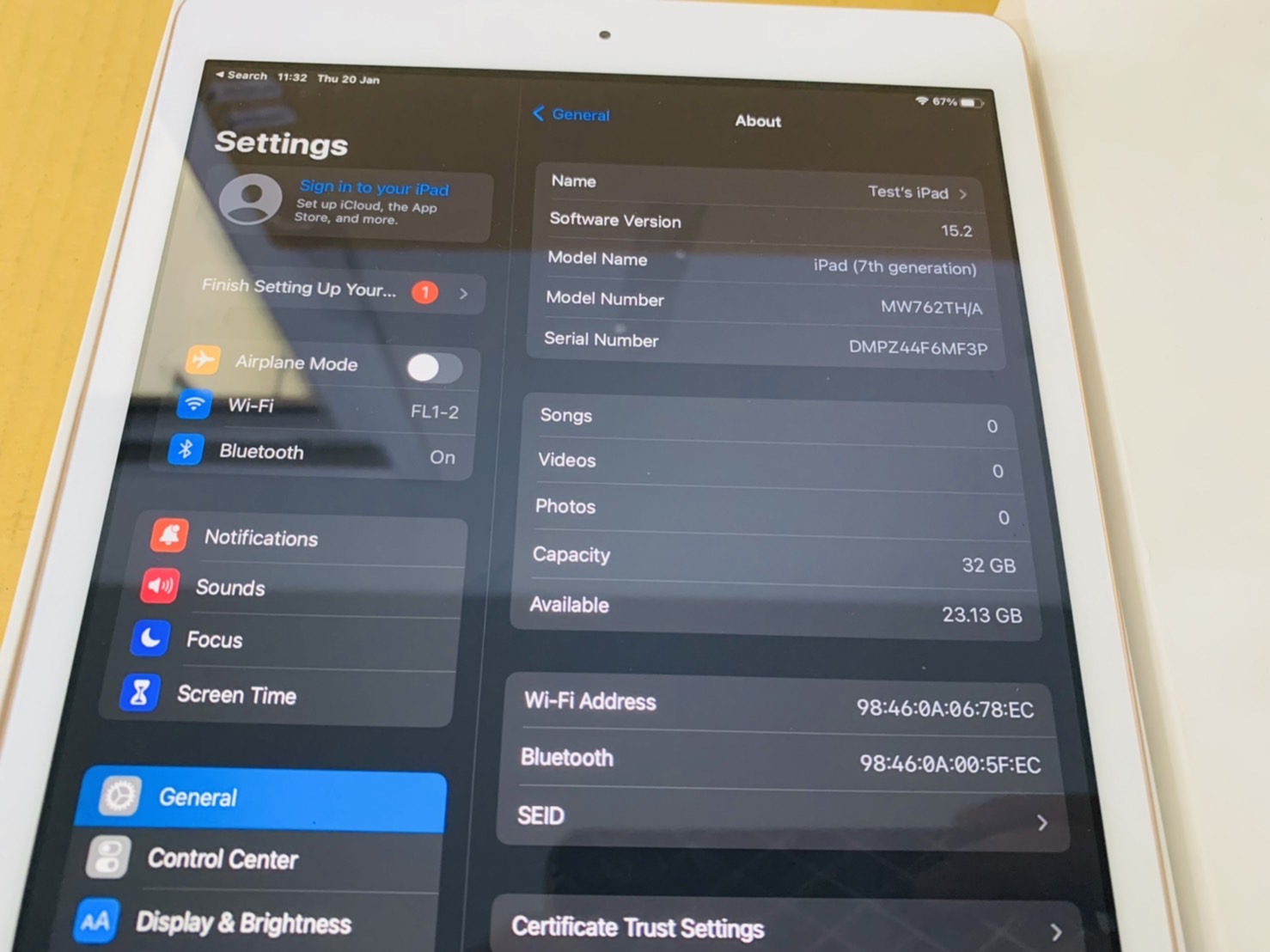 ไอแพด iPad 7th Gen 32GB/10.2″/Wi-Fi/Gold