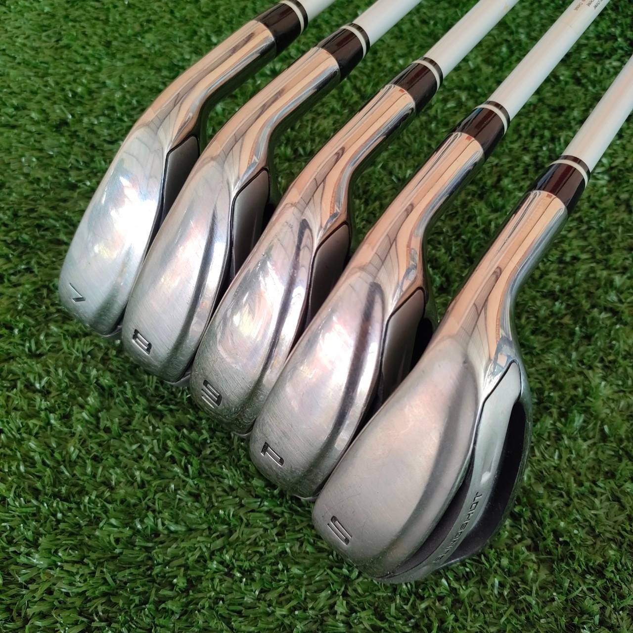 ** ไม้กอล์ฟสำหรับผู้หญิง ** ชุดเหล็ก NIKE SLINGSHOT มีเหล็ก 7-9 เเละ PW SW ก้าน SLINGSHOT FLEX W