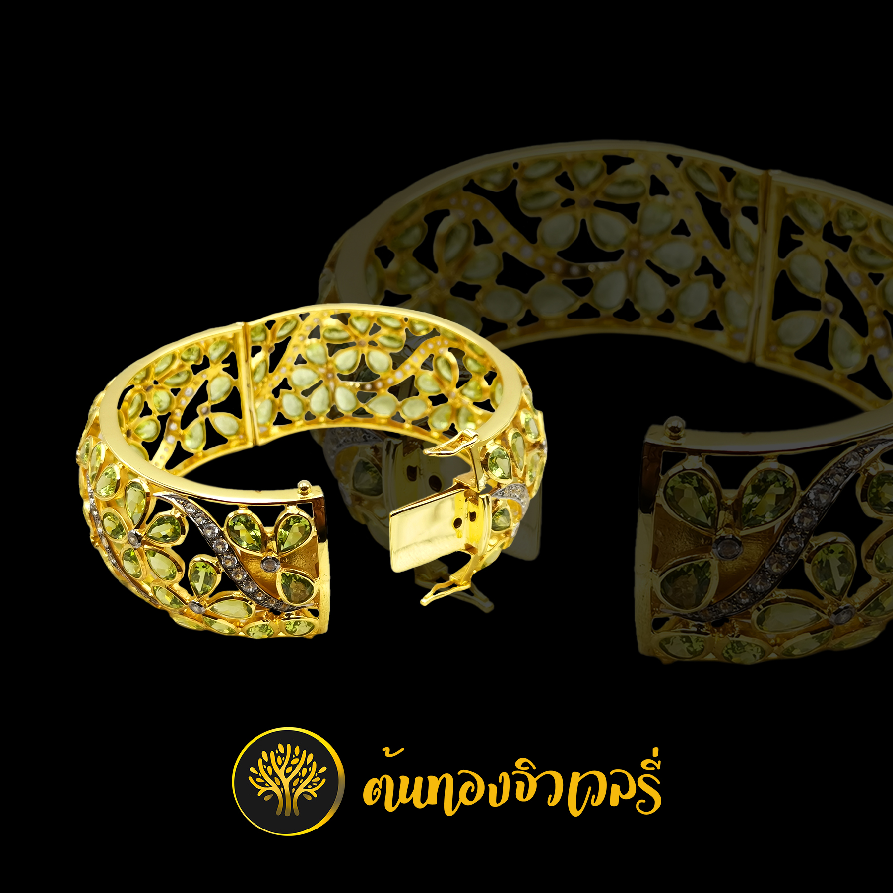 กำไลข้อมือ พลอยเพอริดอตฝังแน่นๆ สวยๆแบบจัดเต็มไปเลยครับงานนี้