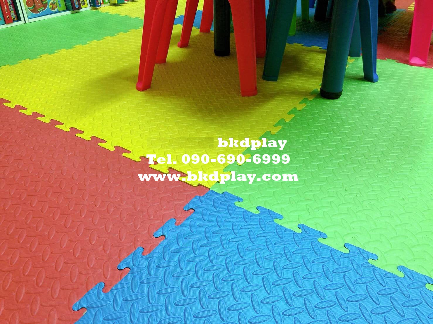 แผ่นโฟมปูพื้นกันกระแทก จิ๊กซอ EVA (งานนำเข้า) 20 มล 100x100 หนา2 ซม. ,แผ่นกันกระแทก,แผ่นโฟมปูพื้น, โฟมปูพื้น,จิ๊กซอว์ปูพื้น, แผ่นรองคลาน สำหรับเครื่องเล่นสนามในร่ม ห้องเด็กเล่น พร้อมส่ง ราคาโรงงาน