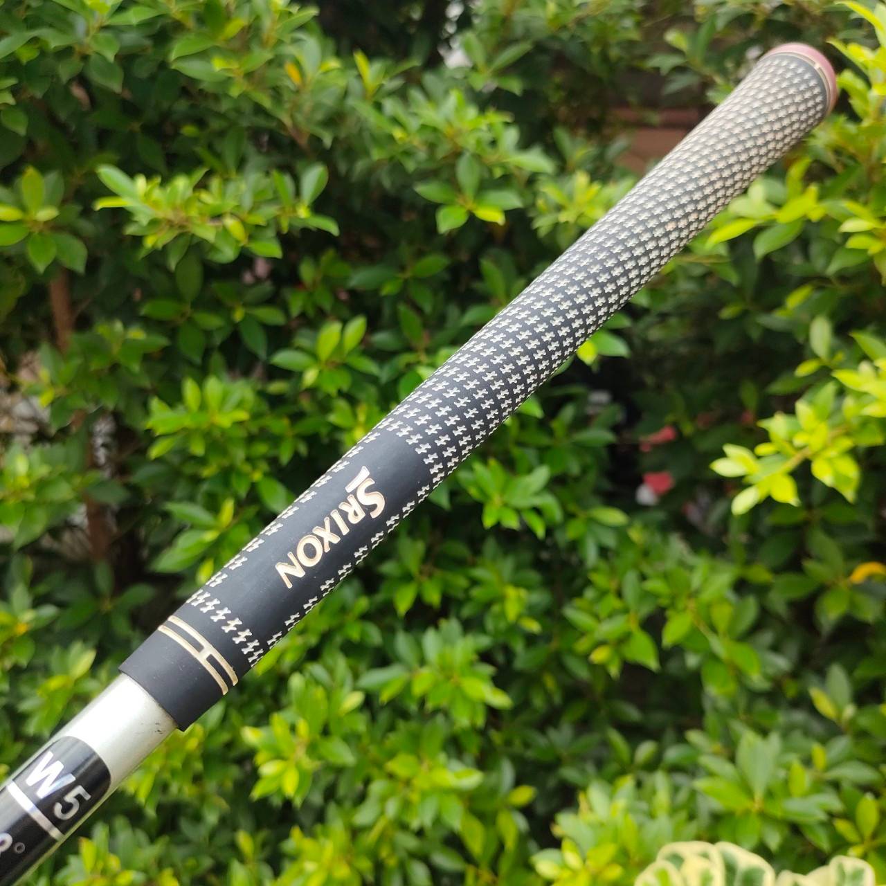 FW5 SRIXON M-STEEL องศา 18 ก้าน SV-3008 FLEX R ก้านเบา ออกแบบให้ตีง่าย วางน้ำหนักไว้อย่างดี!! ไม้กอล์ฟมือสอง ของแท้ BY NakaraLuxurious