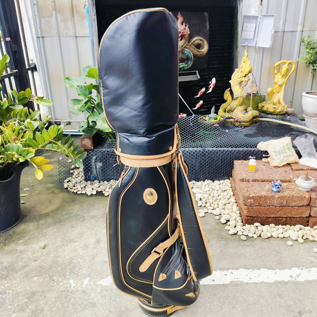ถุงกอล์ฟ HONMA หนังแท้ มือสอง MADE IN JAPAN สวยคลาสสิคมากๆ
