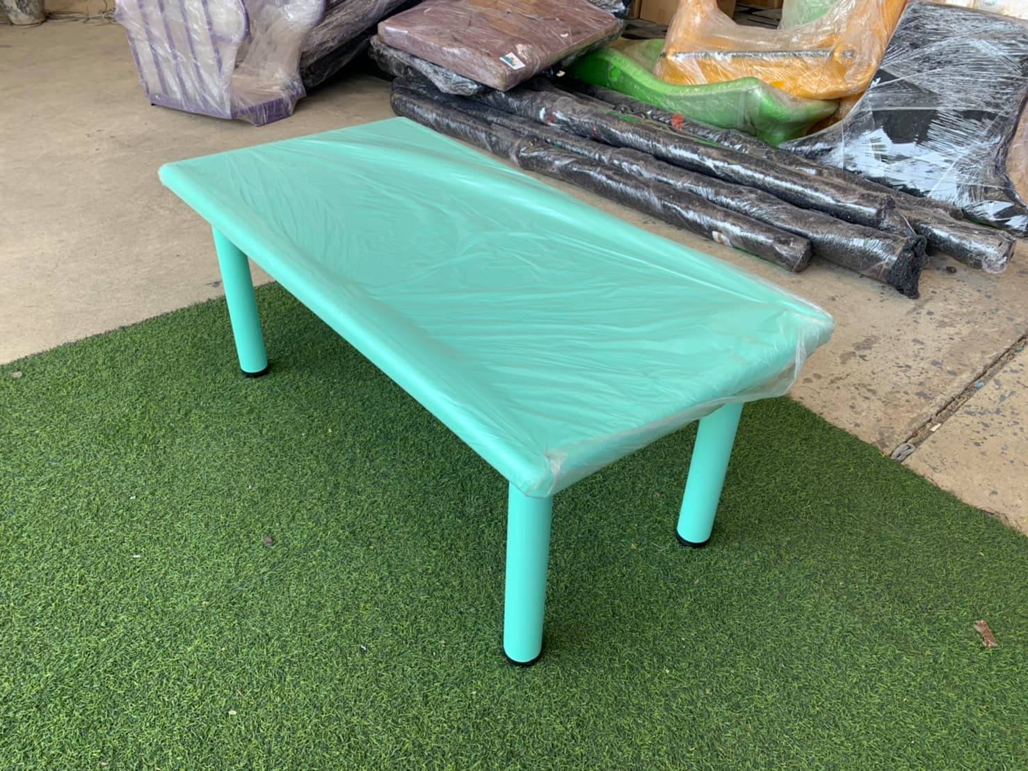 โต๊ะนักเรียน,โต๊ะเขียนหนังสือเด็ก,โต๊ะเรียน, โต๊ะสี่เหลี่ยมผืนผ้า พลาสติก ปรับระดับได้ ราคาโรงงาน พร้อมส่ง