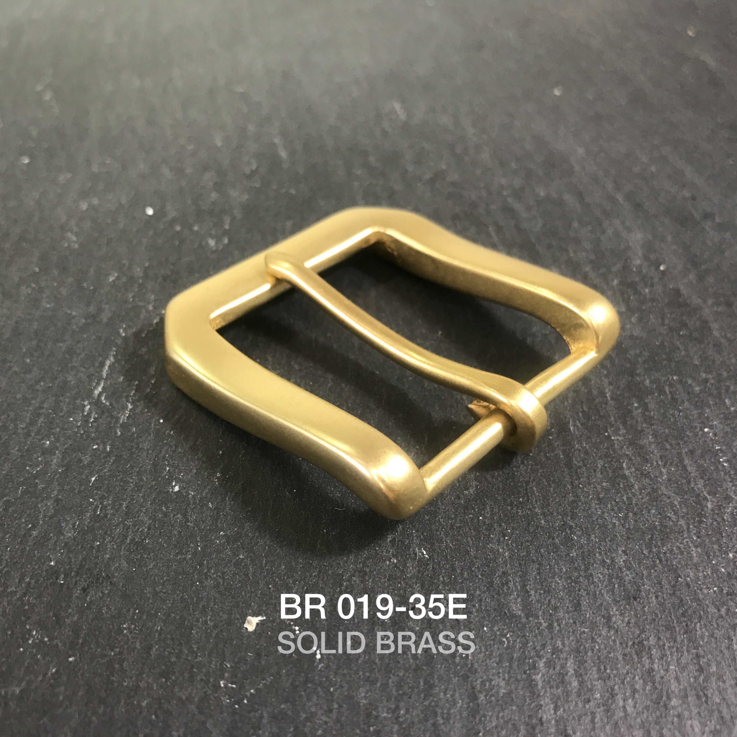 BR019-35E หัวเข็มขัดทองเหลือง ขนาด 35 มิล ** ราคาต่อชิิ้น** leatherbrass