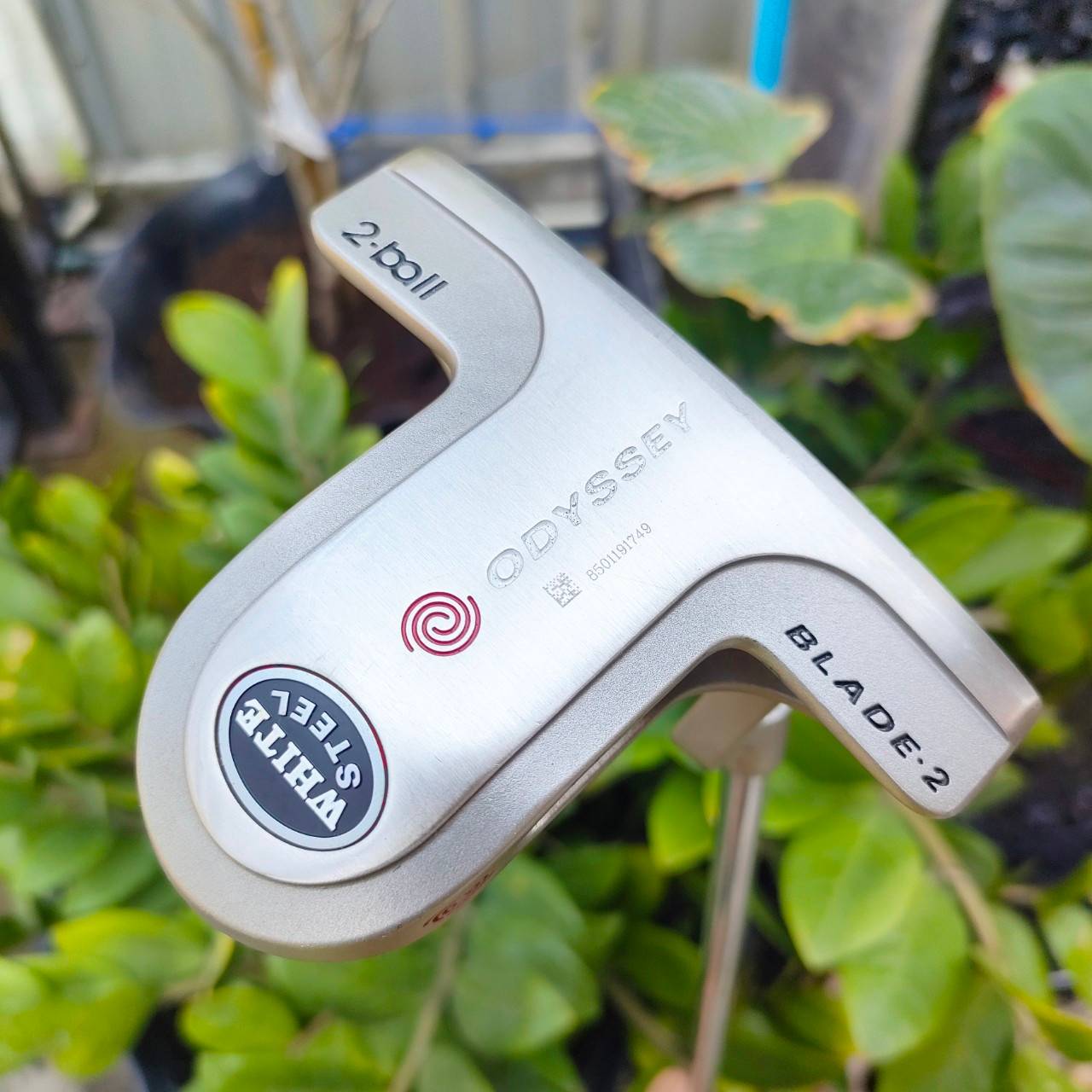 PUTTER ODYSSEY 2-BALL WHITE STEEL BLADE-2 ความยาว 34 นิ้ว **กริฟเสื่อมสภาพ** รุ่นนี้น่าเล่น หน้าไม้เป็น STEEL ช่วยในเรื่องการเกาะไลน์ขึ้นมาก ไม้กอล์ฟพรีเมี่ยมมือสอง By NakaraLuxurious