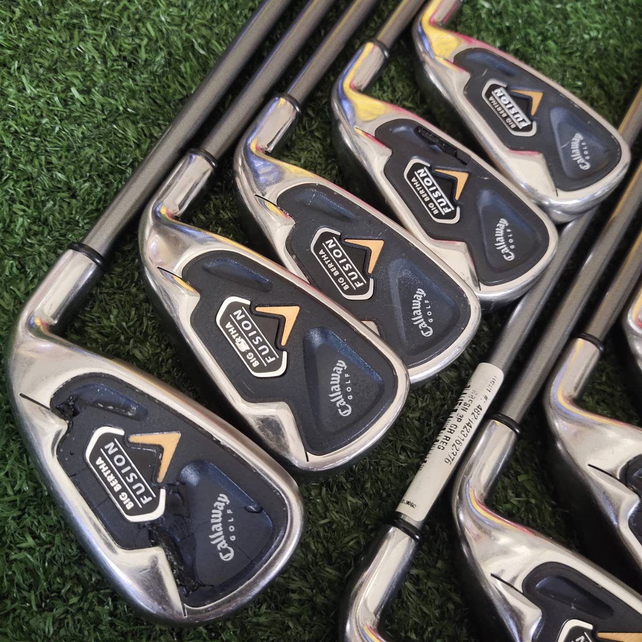 *ตำหนิแผ่นหลังแตก* ชุดเหล็ก Callaway BIGBERTHAR FUSION มีแผ่นหน้าเด้งอีกชั้น * สังเกตุจากรูป *