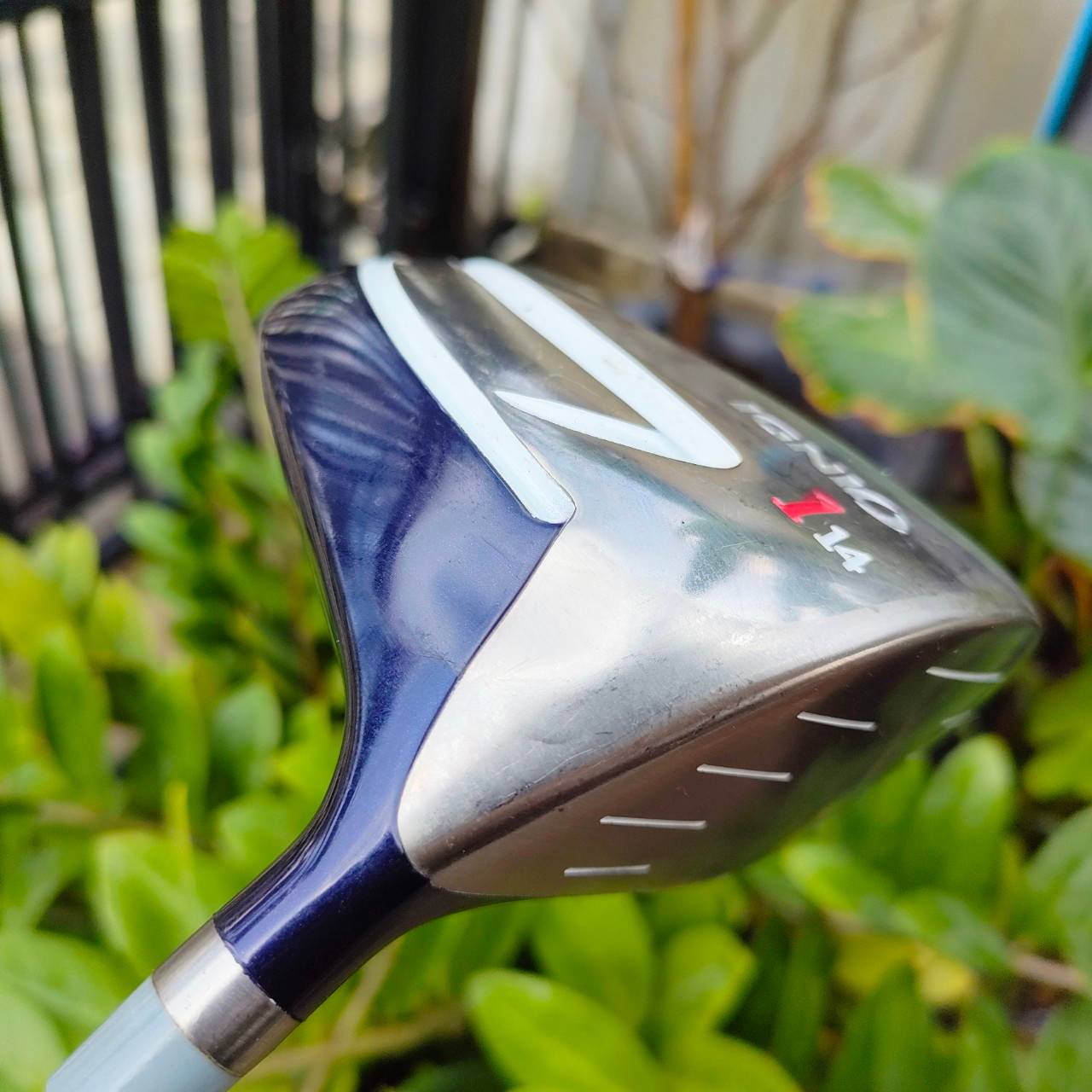 ** ไม้กอล์ฟสำหรับผู้หญิง ** ** มีลักยิ้ม 1 จุด มีรูปให้ชม ** DRIVER IGNIO องศา 14 ก้าน IGNIO FLEX L ตีง่าย ตีดี มือใหม่เหมาะมาก ไม้กอล์ฟมือสอง ของแท้ BY NakaraLuxurious