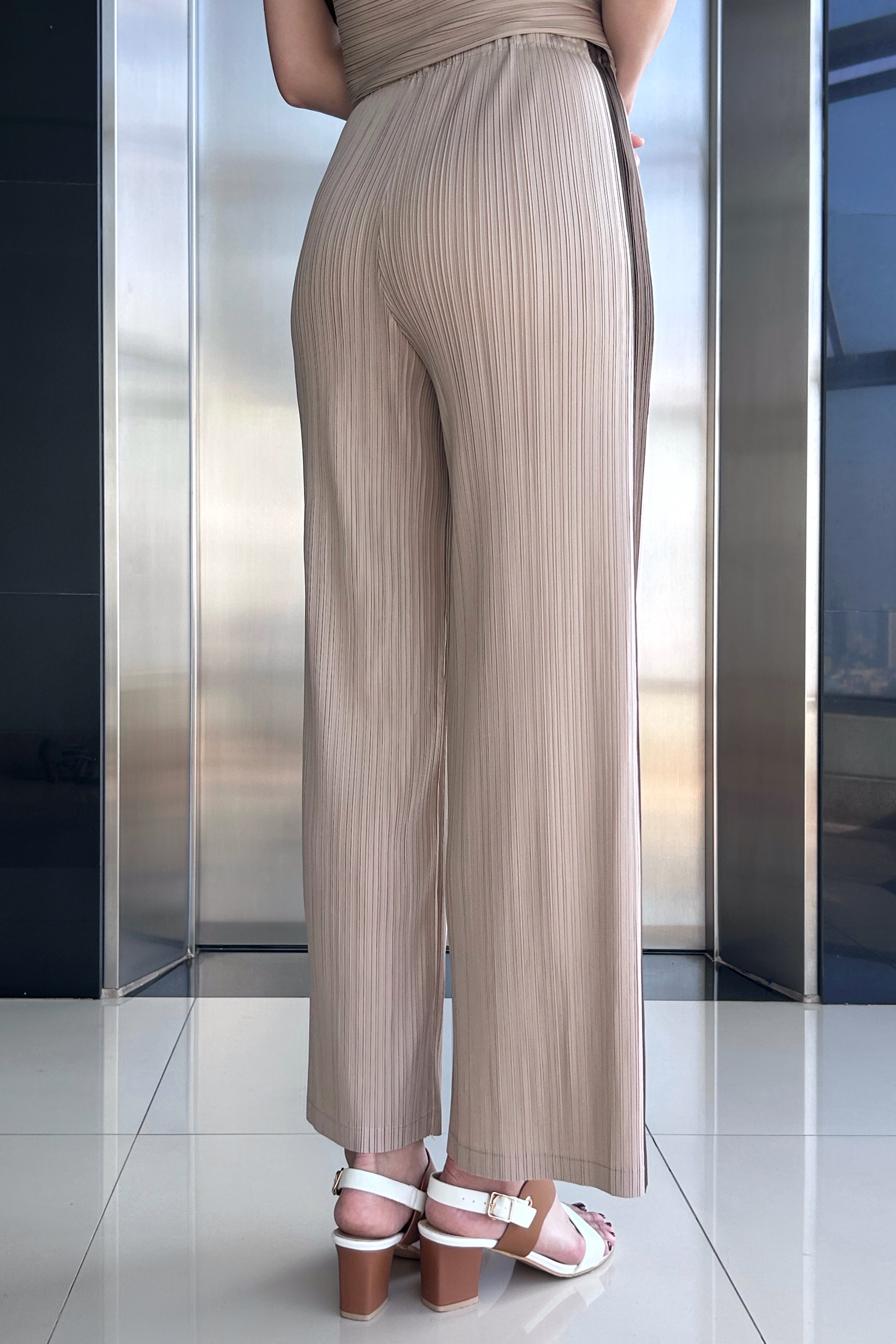 ปรับราคาลง20%!! ยาว 37.5นิ้ว 2MUAY รุ่น GJO1603 กางเกงพลีทคุณภาพ SIDE STRIPED TWO TONE PLEATED PANTS 6 สี FREE SIZE