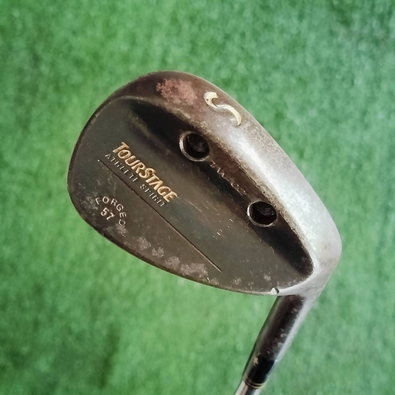 WEDGE TOURSTAGE TW-02 องศา 57 วัสดุ FORGED JAPAN นุ่มจัด สปินโหดมาก เป็นรุ่นสนิม ไม่เคลือบ ทำให้ได้ฟีลลิ่งเต็มๆ ไม้กอล์ฟพรีเมี่ยมมือสอง ของแท้ By NakaraLuxurious