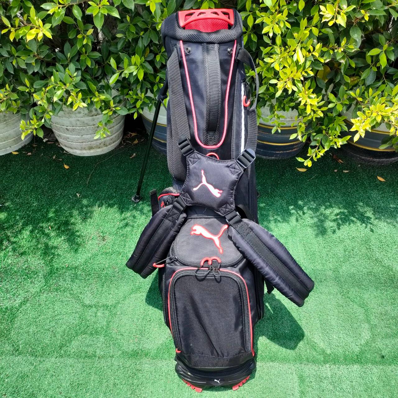 ถุงกอล์ฟ PUMA ขาตั้งมือสอง ถุงของแท้จากศูนย์ สภาพสวย สายสะพายครบ น้ำหนักเบามาก