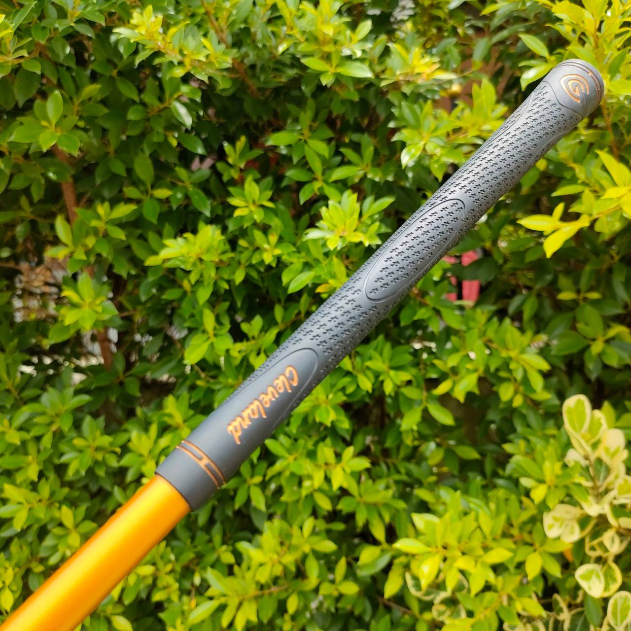 FW4 CLEVELAND LAUNCHER องศา 17 ก้าน CLEVELAND LAUNCHER FLEX R ตัว LAUNCHER หัวสวย ก้านทอง วัสดุดีมาก ไม้กอล์ฟมือสอง ของแท้ BY NakaraLuxurious