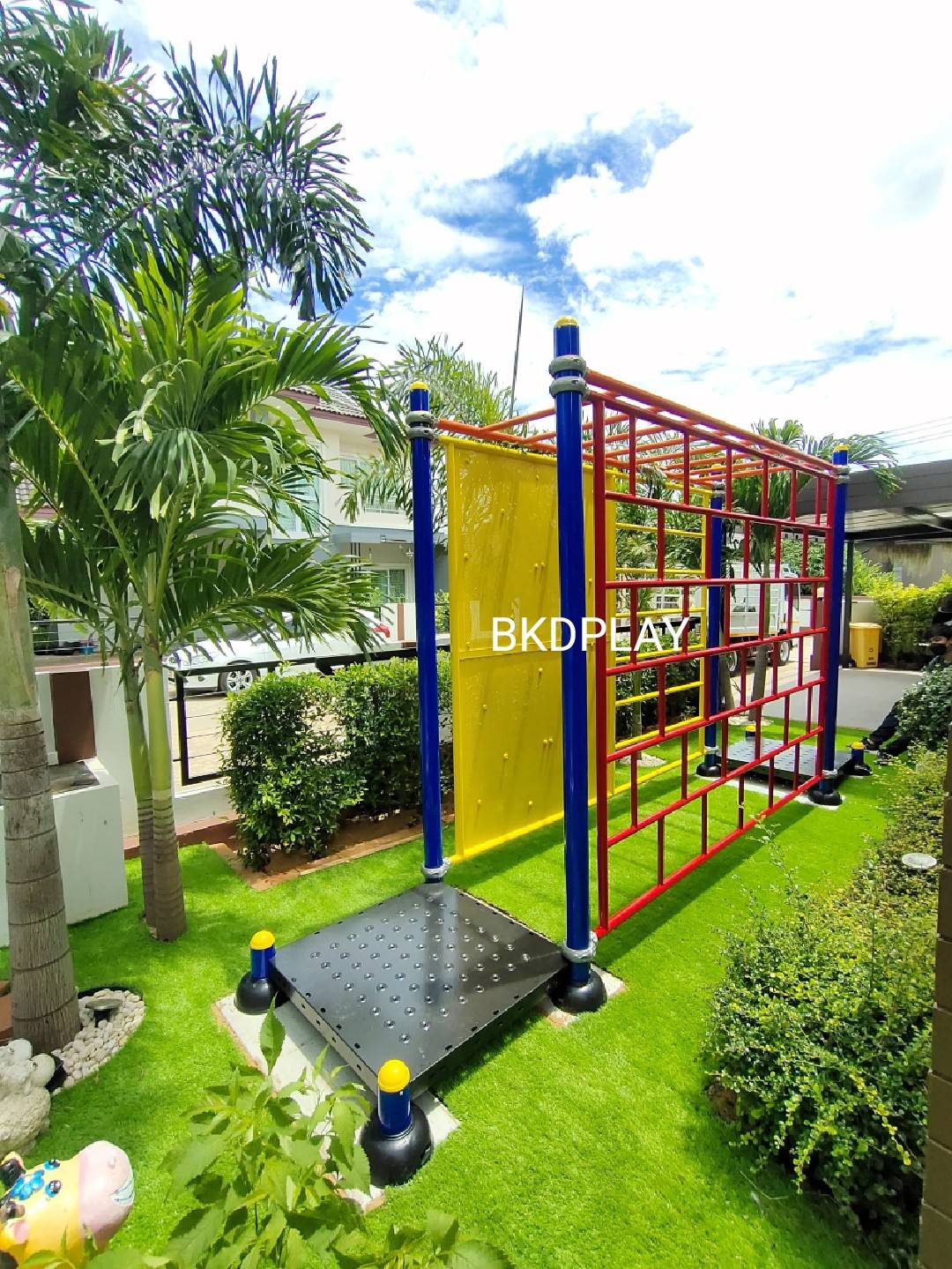 เครื่องเล่นสนามกลางแจ้ง เหล็กตั้งพื้น ชุดปีนป่ายหน้าผาจำลอง ปีนป่ายกำแพง, OutdoorPlayground, บาร์โหนอนุบาล-ประถม ขนาด 80x360x200 ซม.