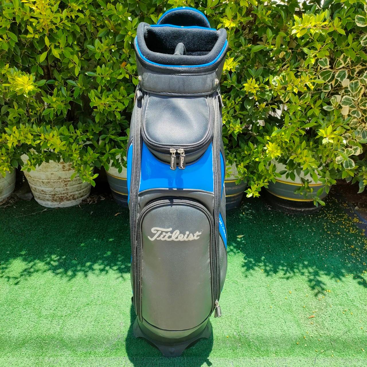 ถุงกอล์ฟ TITLEIST มือสอง ของแท้ ถุง TOUR วัสดุดี ออกแบบสวย และใช้งานดีมาก ไม้กอล์ฟมือสอง ของแท้ BY NakaraLuxurious