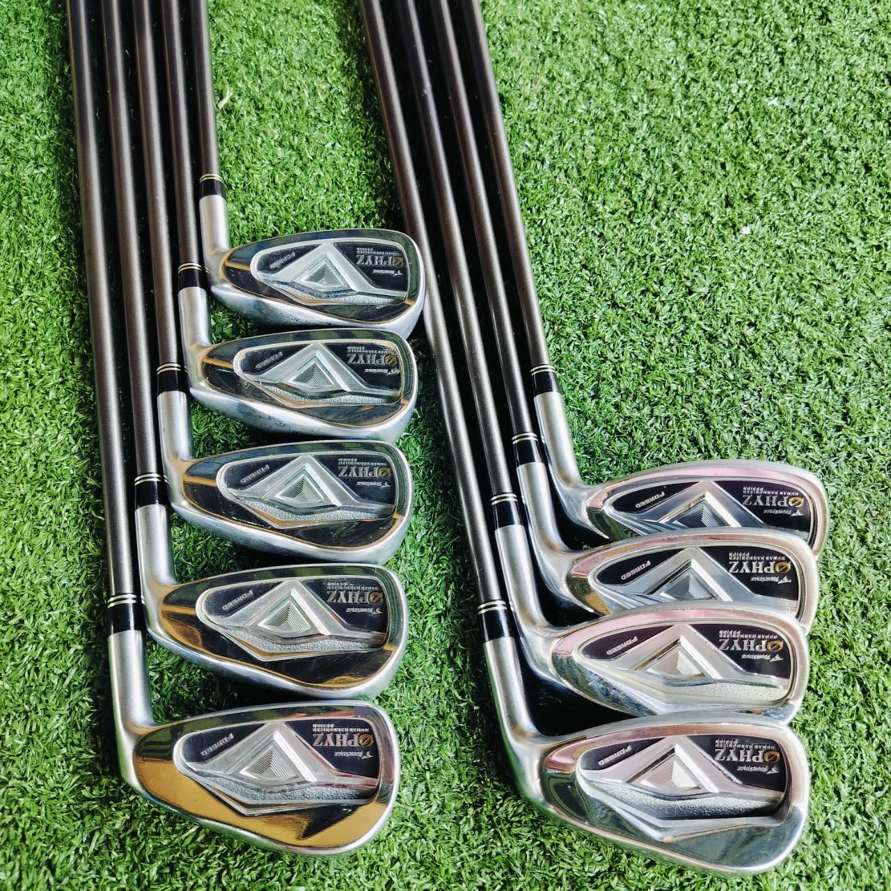 ชุดพรีเมี่ยมที่สุดของ BRIDGESTONE PHYZ FORGED JAPAN PREMIUM ชุดนี้เป็นซีรี่พิเศษ รุ่นท๊อปที่สุด แพงมาก!!! ของใหม่ราคา 5 หมื่นกว่าบาท ไม้กอล์ฟพรีเมี่ยมญี่ปุ่นมือสอง ของแท้ By NakaraLuxurious