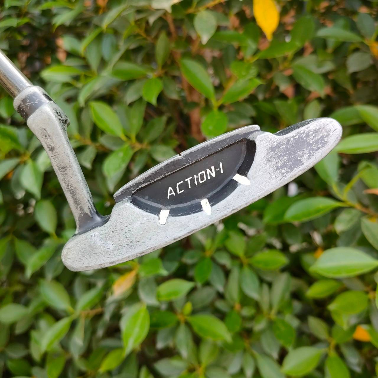 PUTTER TAUE ACTION TA-07 ความยาว 34 นิ้ว ก้านกราไฟต์ ตัวเล็งไม่เหมือนใคร เล็งดีมากๆ