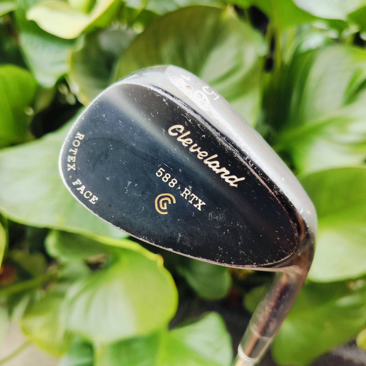 WEDGE CLEVELAND 588 RTX องศา 56 เบาท์ 14 ROTEX FACE ก้าน DYNAMIC GOLD FLEX WEDGE เป็นรุ่นพัฒนามาจากรุ่น 588 ดั่งเดิม ไม้กอล์ฟพรีเมี่ยมมือสอง ของแท้ By NakaraLuxurious