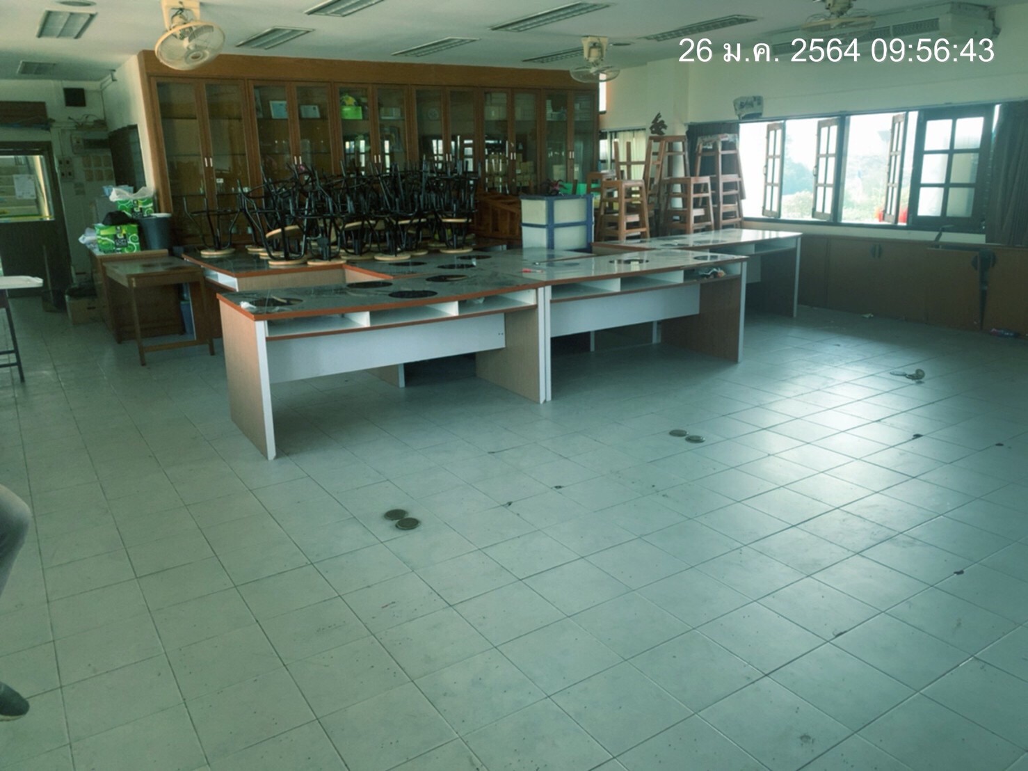 โรงเรียนเทพศิรินทร์ งานปรับปรุงห้องวิทยาศาสตร์