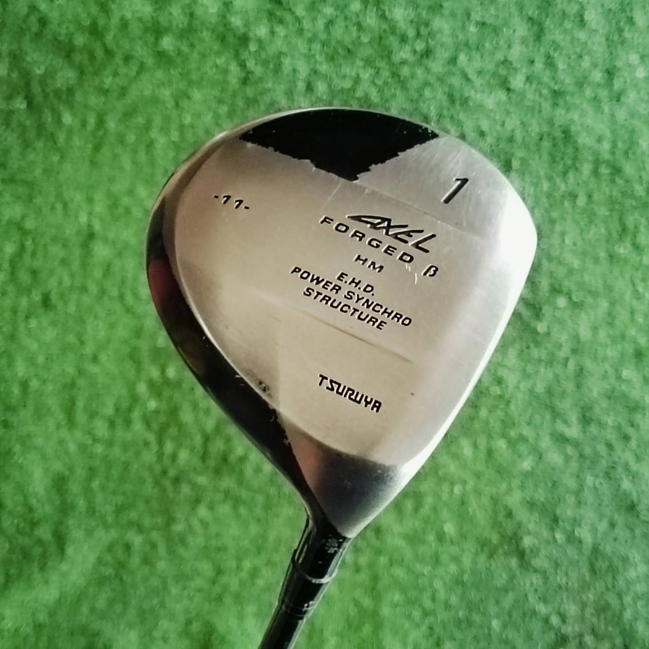 Driver TSURUYA AXEL วัสดุ FORGED TITANIUM JAPAN หน้าเด้ง SAT - 2041 ก้านกราไฟต์ ไม้กอล์ฟพรีเมี่ยมมือสอง ของแท้ By NakaraLuxurious