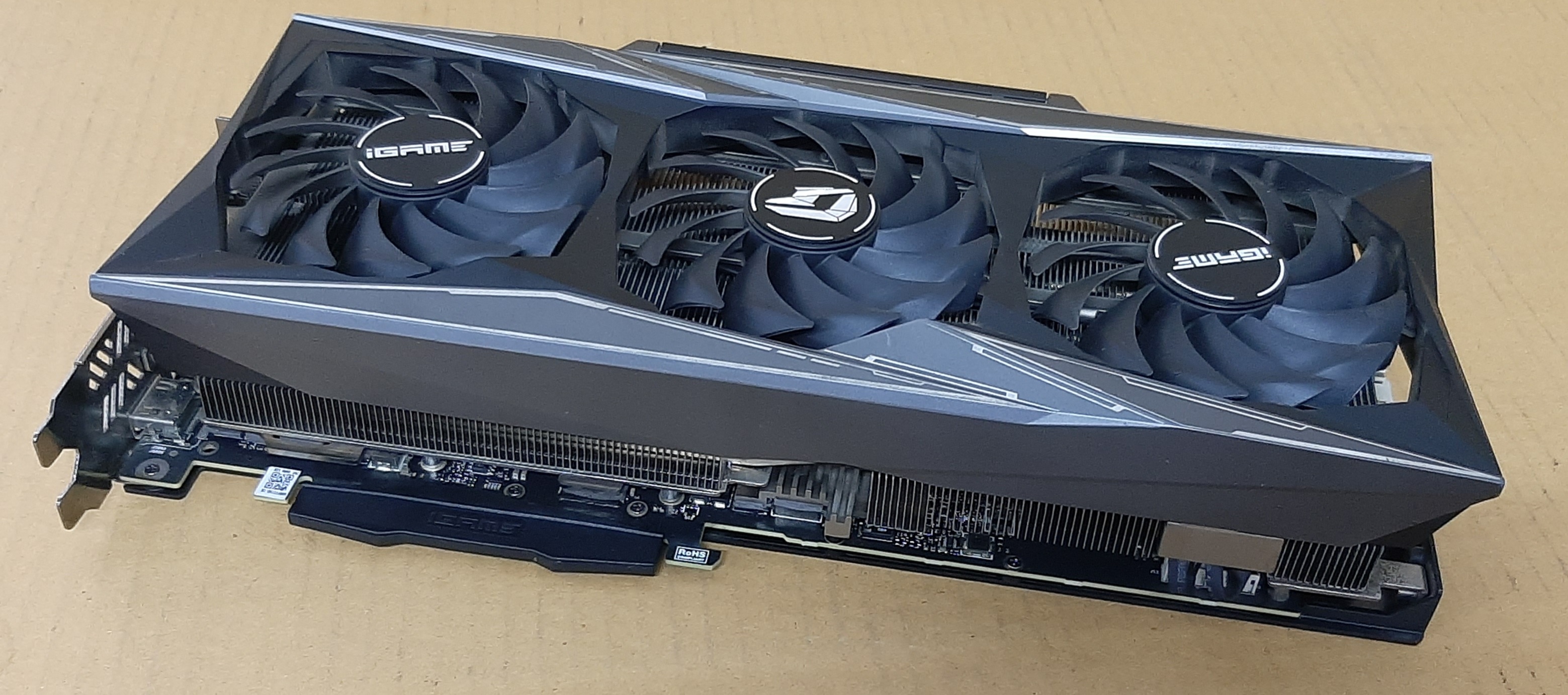 VGA การ์ดจอแสดงผล ยี่ห้อ Nvidia รุ่น iGame GeForce RTX3080 10GB DDR6 Vulcan OC-V สภาพดี มือสอง ประกันร้าน 1 เดือน