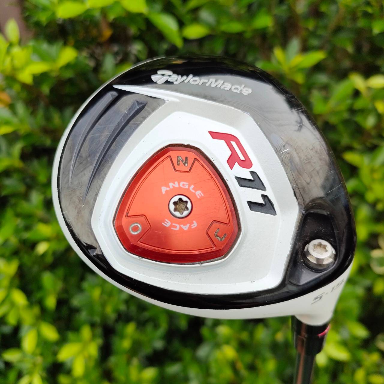 FW5 TAYLORMADE R11 ก้าน FUJIKURA MOTORE FLEX S องศา 19 ตีไกลมากๆ ตีง่าย ปรับจูนได้หลายจุดครับ