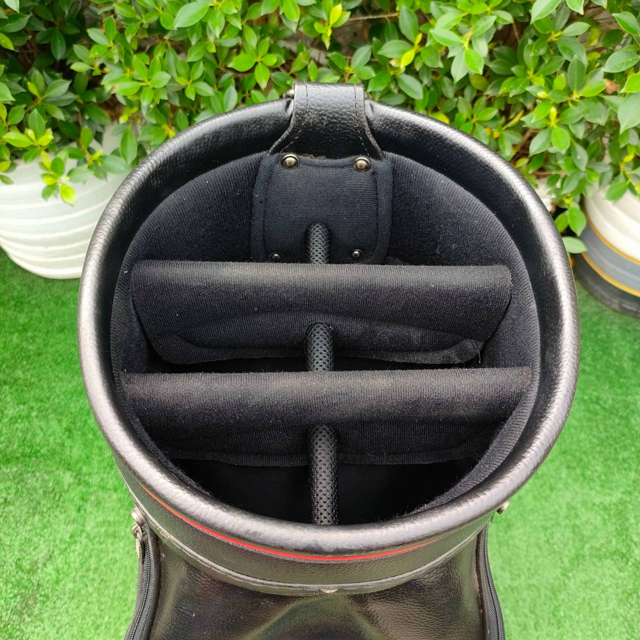 ถุงกอล์ฟ PTTEP มือสอง ถุง TOUR ใบใหญ่ สภาพสวยเดิมๆ เรียบร้อย