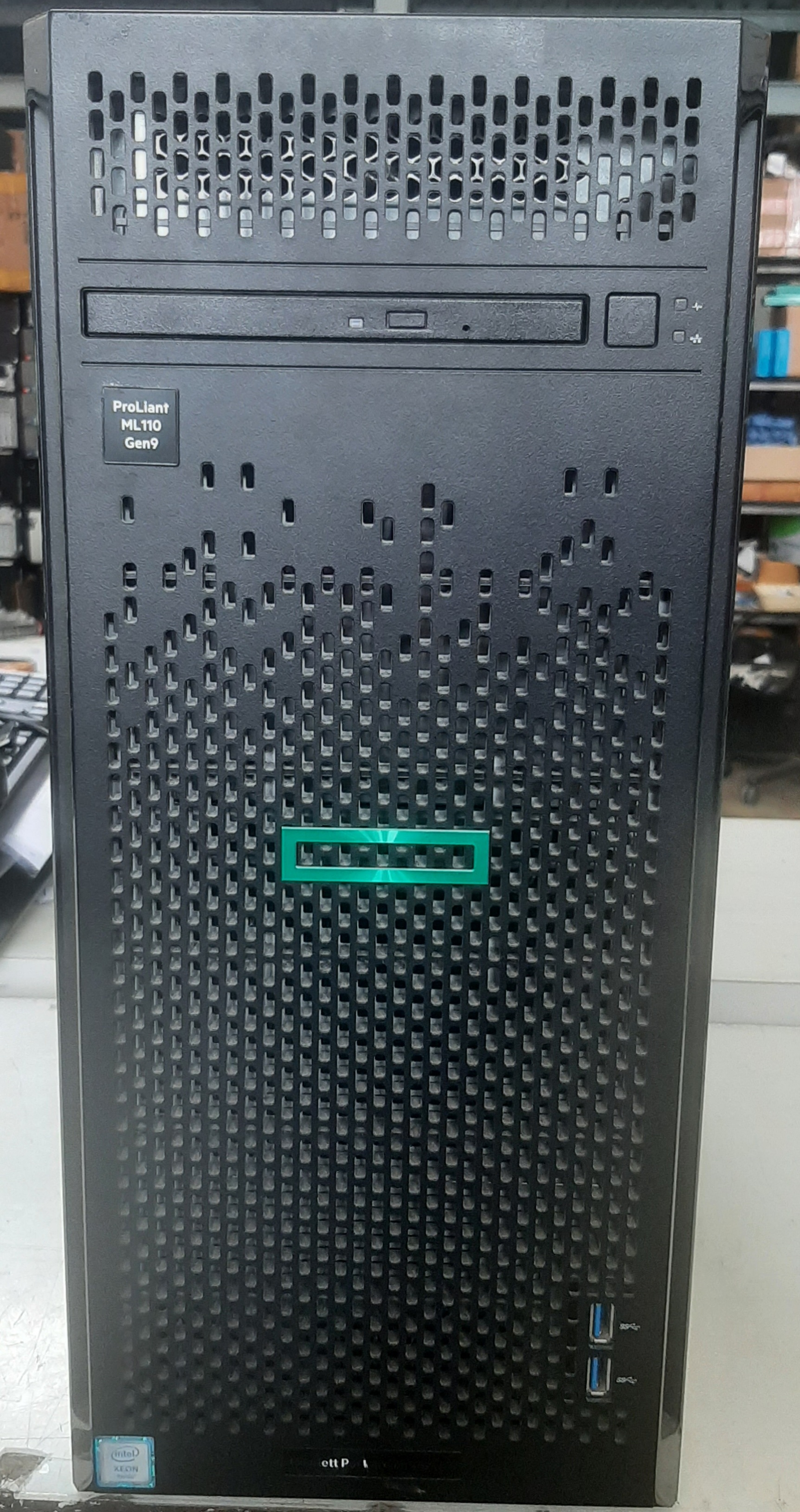 เซิร์ฟเวอร์มือสอง สภาพดี HP ML110 Gen9 (Xeon E5-2620V4 Ram8GB HDD300GB x2) ประกันร้าน 1 เดือน