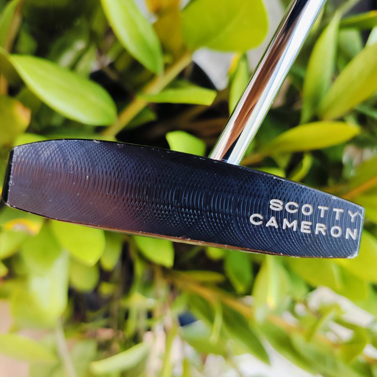 PUTTER TITLEIST SCOTTY CAMERON FUTURA PHANTOM MALLET2 ความยาว 35 นิ้ว ทรงมอลเล็ต ก้าน CENTER เล็งง่ายเข้ากับเส้นสายตา หน้า MILLED เกาะไลน์มาก COVER แท้เดิม ไม้กอล์ฟพรีเมี่ยมมือสอง ของแท้ By NakaraLuxurious