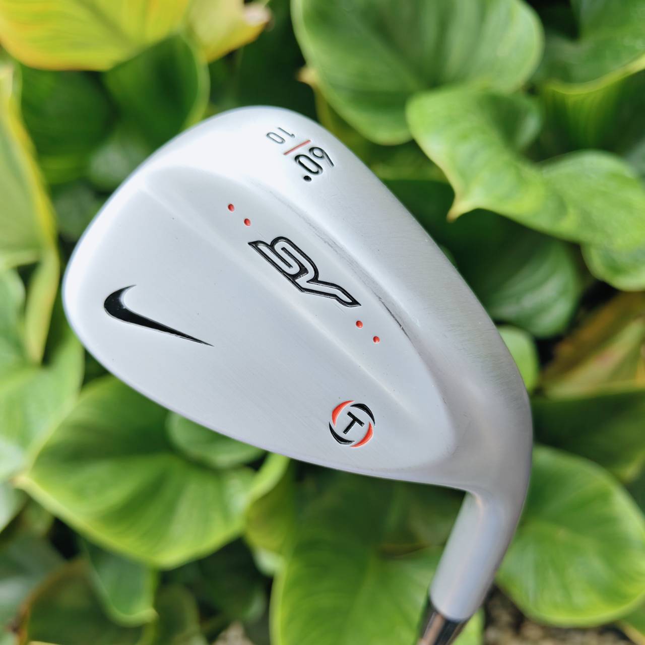 WEDGE NIKE SV T องศา 60 เบาท์ 10 T = Tour / Tour Grind เน้น ควบคุมลูกแม่นยำ, สปินสูง