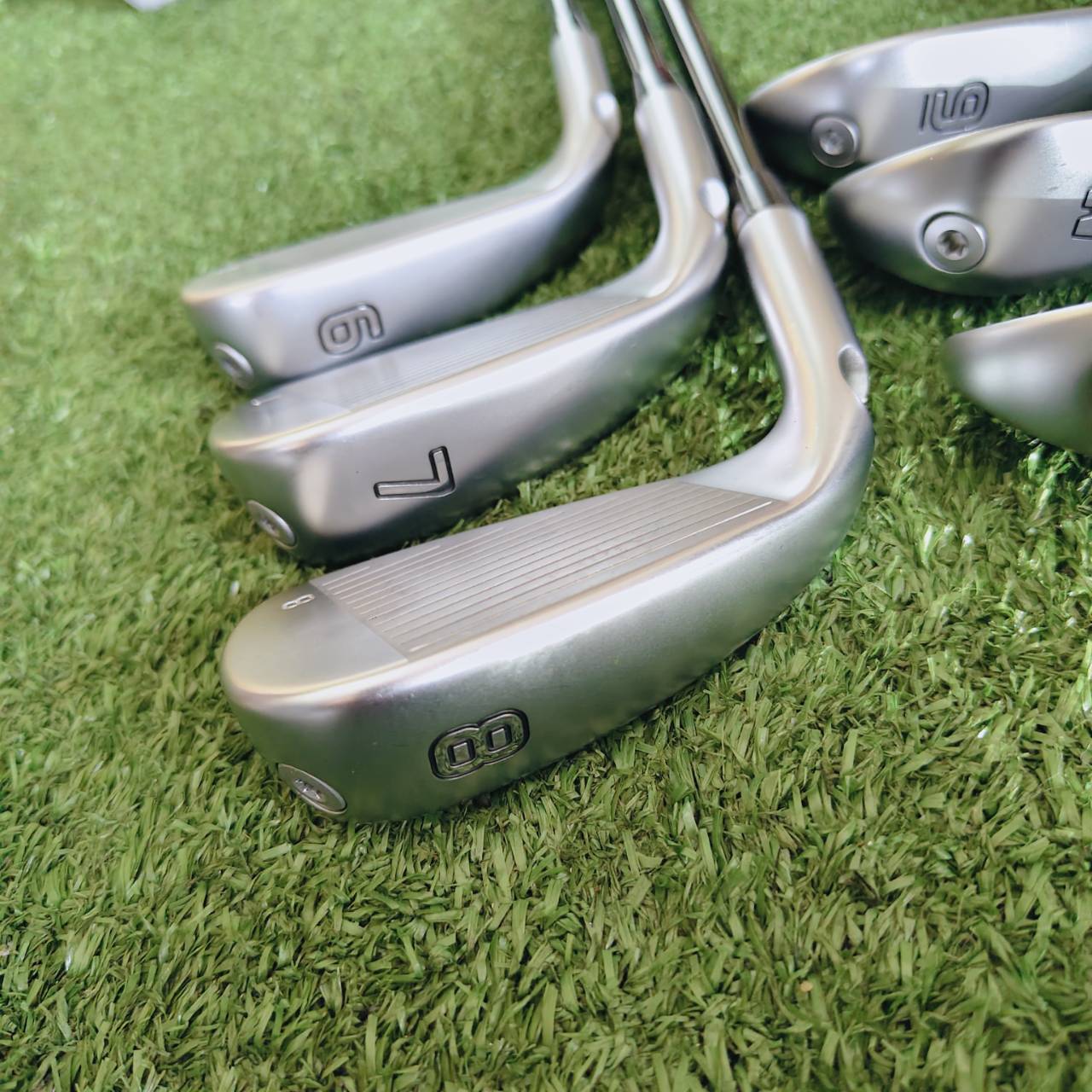 PING G730 ชุดเหล็กที่ตีง่ายที่สุดจากค่าย PING! ถูกออกแบบให้เป็น Flagship Game Improvement