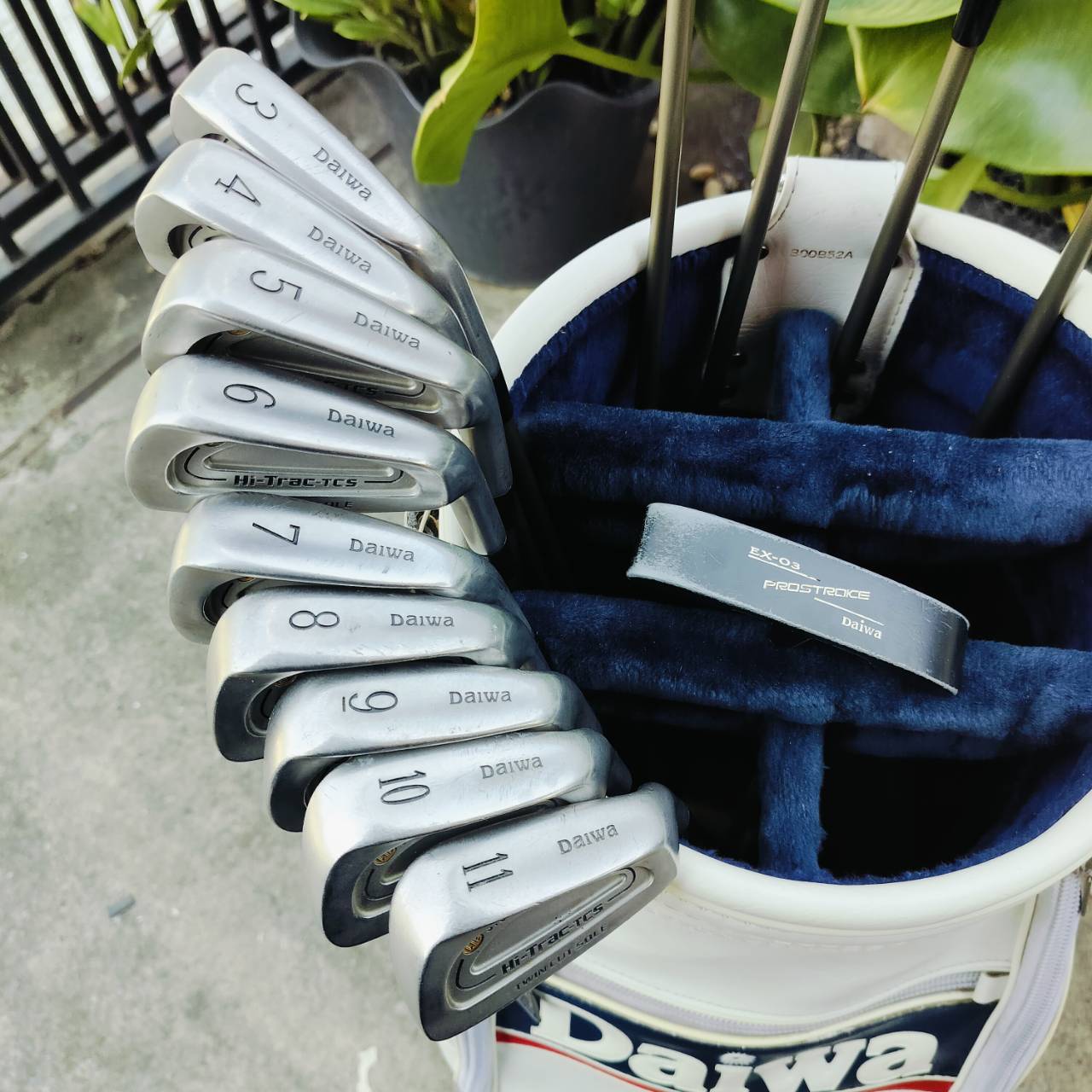 FULLSET DAIWA TWIN CUT SOLE ก้านกราไฟต์ DAIWA คุณภาพสูงมาก FLEX R ทั้งชุด มี COVER กำมะหยี่ ไม้กอล์ฟพรีเมี่ยมมือสอง ของแท้ By NakaraLuxurious