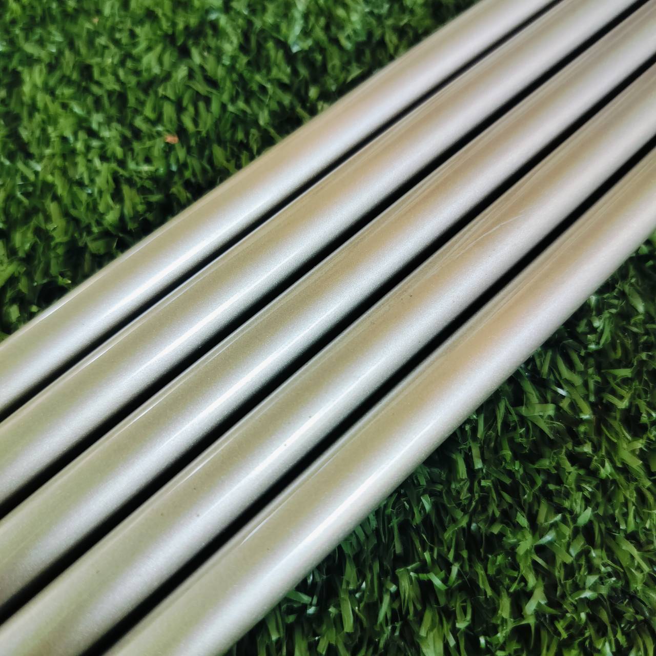 *** ก้านผู้หญิง ใส่ HYBRID *** ก้าน MVX เป็นก้าน HIGH MODULUS คาร์บอนระดับพรีเมี่ยม จากอเมริกา FLEX LADY , LOW-KICK สำหรับสปีด 60 - 75 สวิงสบายๆ ก้านไม้กอล์ฟพรีเมี่ยมมือหนึ่ง ของแท้ By NakaraLuxurious