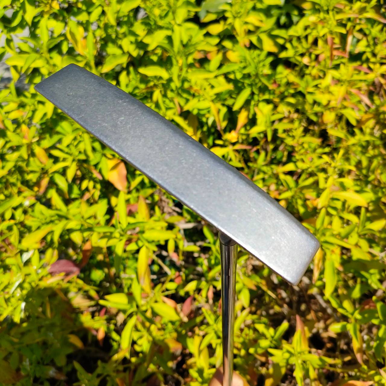 PUTTER PING PAL6 ความยาว 34 นิ้ว ก้าน PING เดิมๆ หน้าสัมผัสยาวมาก ชดเชยความผิดพลาดได้สูงสุด บล๊านซ์มากๆ พัตต์ตรงมาก