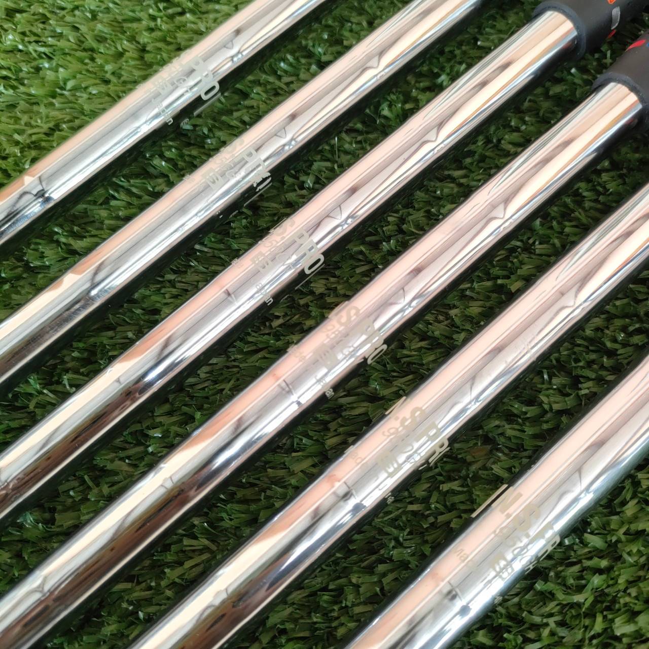 ชุดเหล็ก COBRA AMP CELL มีเหล็ก 5 - 9 เเละ PW ก้าน N.S.PRO 950 GH FLEX S คุณสมบัติพิเศษทรงประสิทธิภาพของ AMP CELL IRONS ไม้กอล์ฟมือสอง ของแท้ BY NakaraLuxurious