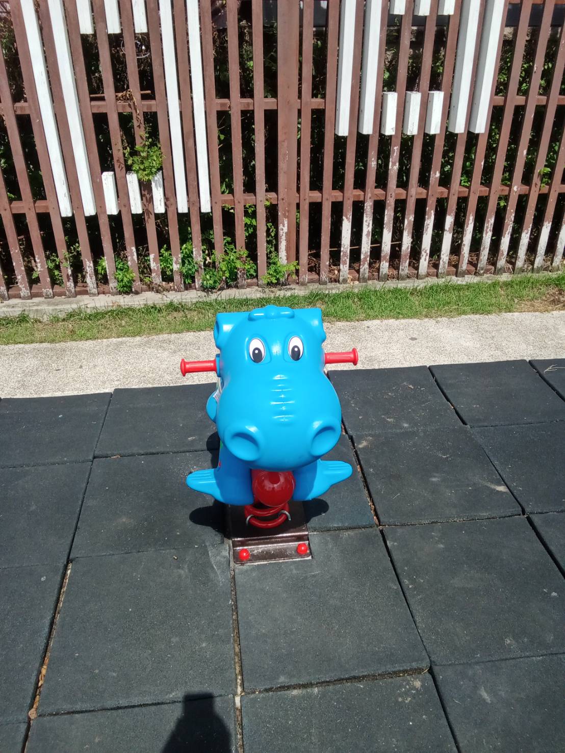 สปริงโยกเยก โยกเยกสปริง คละแบบ ราคาต่อ1ตัว ม้าโยกฐานเหล็ก คละแบบ พร้อมส่ง ตัวละ5490 บาท