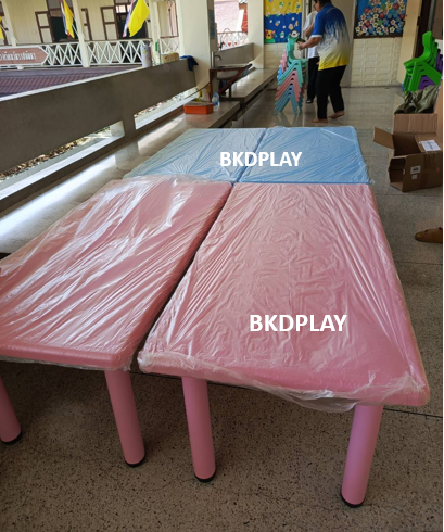 ชุดโต๊ะสี่เหลี่ยมผืนผ้าพร้อมเก้าอี้6ตัว ,โต๊ะนักเรียน ขาเหล็ก,ชุดโต๊ะพร้อมเก้าอี้, ปรับระดับได้พร้อมส่ง สำหรับเด็ก อนุบาล โรงเรียน เนอสเซอรี่ ศูนย์พัฒนาเด็กเล็ก