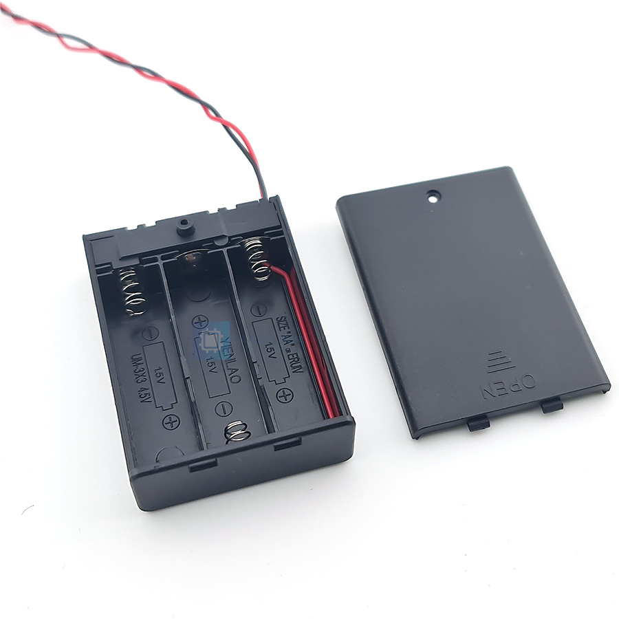 รางถ่าน AA 3 ก้อน 4.5v พร้อมฝาปิดและสวิตซ์ Battery Holders for 3 AA with cover and switch