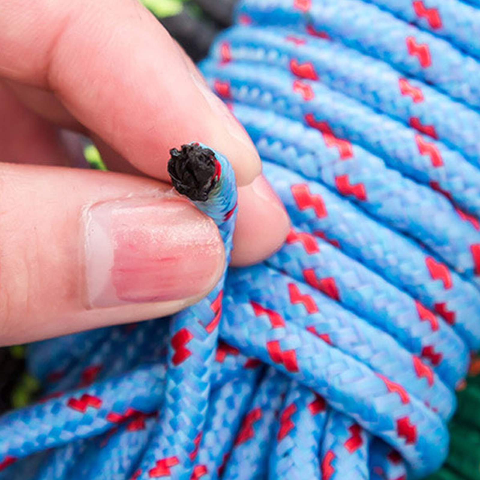 เชือกไนล่อน ขนาด 9.5mx0.4cm คุณภาพดี ทนทาน คละสี