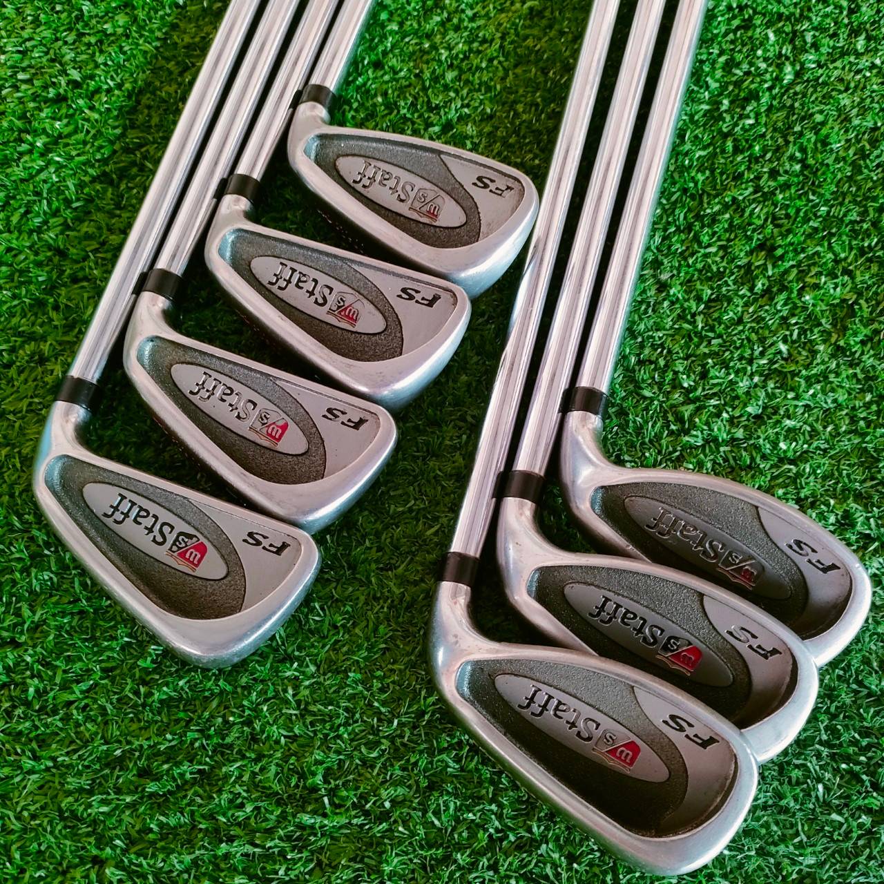 ชุดเหล็ก WILSON STAFF FS มีเหล็ก 3-9 เเละ PW SW ** ชุดนี้ ขาดเหล็ก 5 เเละ 8 ** เป็นก้านอ้วนชนิดพิเศษโดยเฉพาะ!! ไม้กอล์ฟมือสอง ของแท้ BY NakaraLuxurious