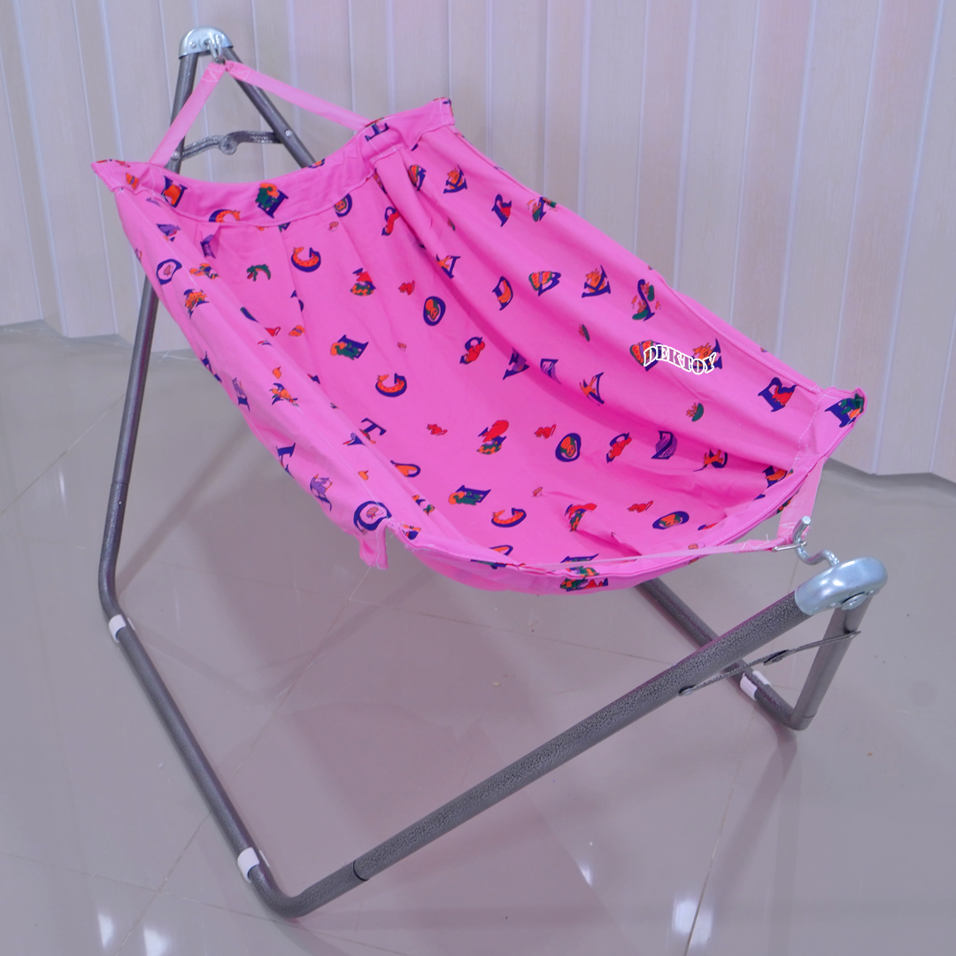 เปลเด็ก เปลเรือพีจี สีชมพู พร้อมมุ้งPGA 001-4