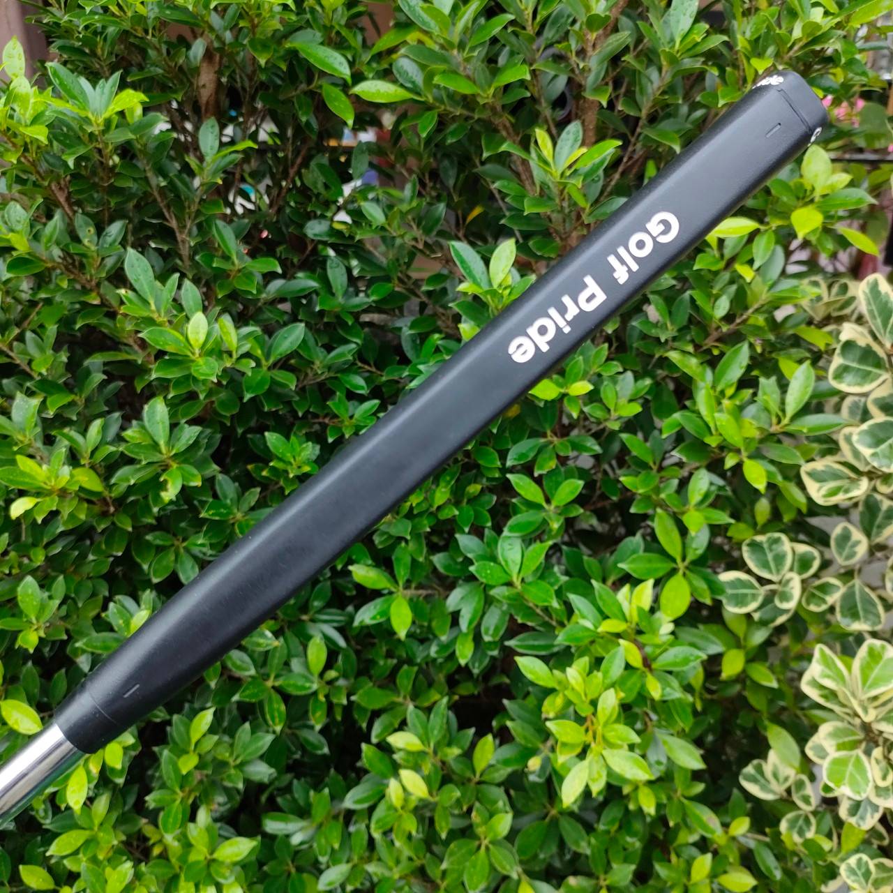 PUTTER TAYLORMADE ROSSA DAYTONA 1 ความยาว 34 นิ้ว ทรงพื้นฐาน หน้าไม้ดีเยี่ยม บล๊านซ์ดีมากๆครับ น้ำหนักดี