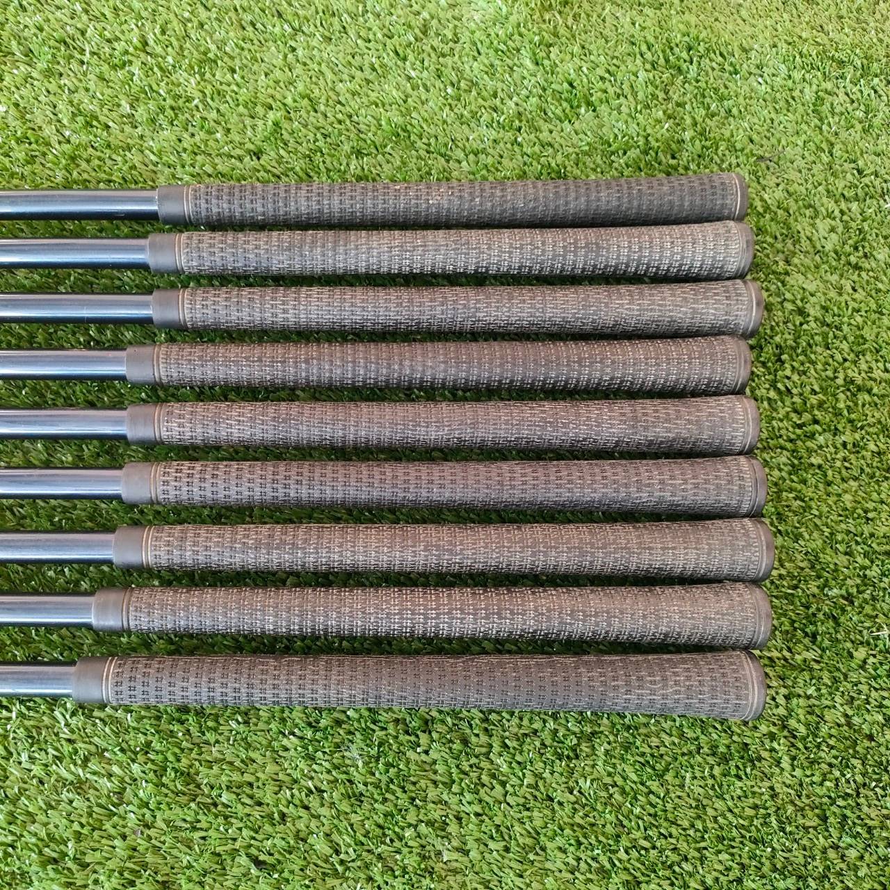 ชุดเหล็ก BRIDGESTONE NEWING NS-021 ก้าน FIBER CRAFT FLEX R สวเดิมทั้งหัวก้าน เหล็กชุดนี้ตีง่ายและระยะดีจนน่าตกใจ เด้งๆหนึบๆ ตกหยุด แบบตีสบายๆเลยครับ MADE IN JAPAN