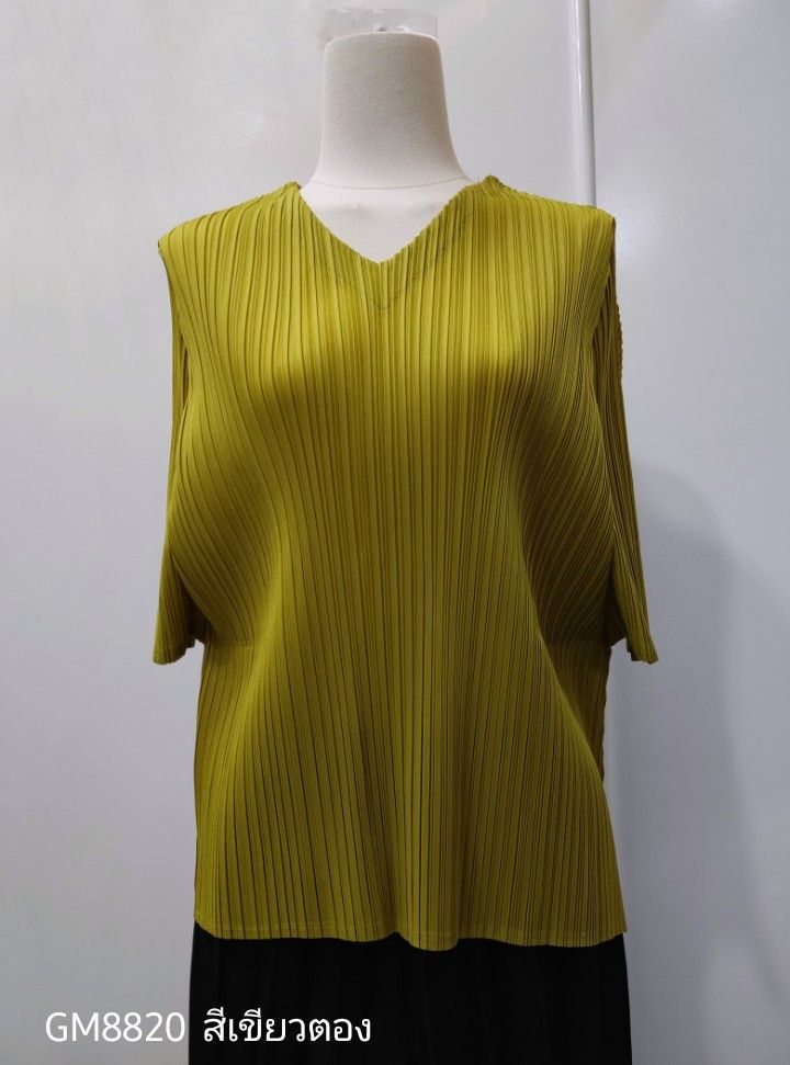 อกถึง42! 2MUAY GM8820 เสื้ออัดพลีทคอวีแขนสั้น ผ่าชายข้าง V NECK SHORT SLEEVE PLEATED TOP 15 สี FREE SIZE