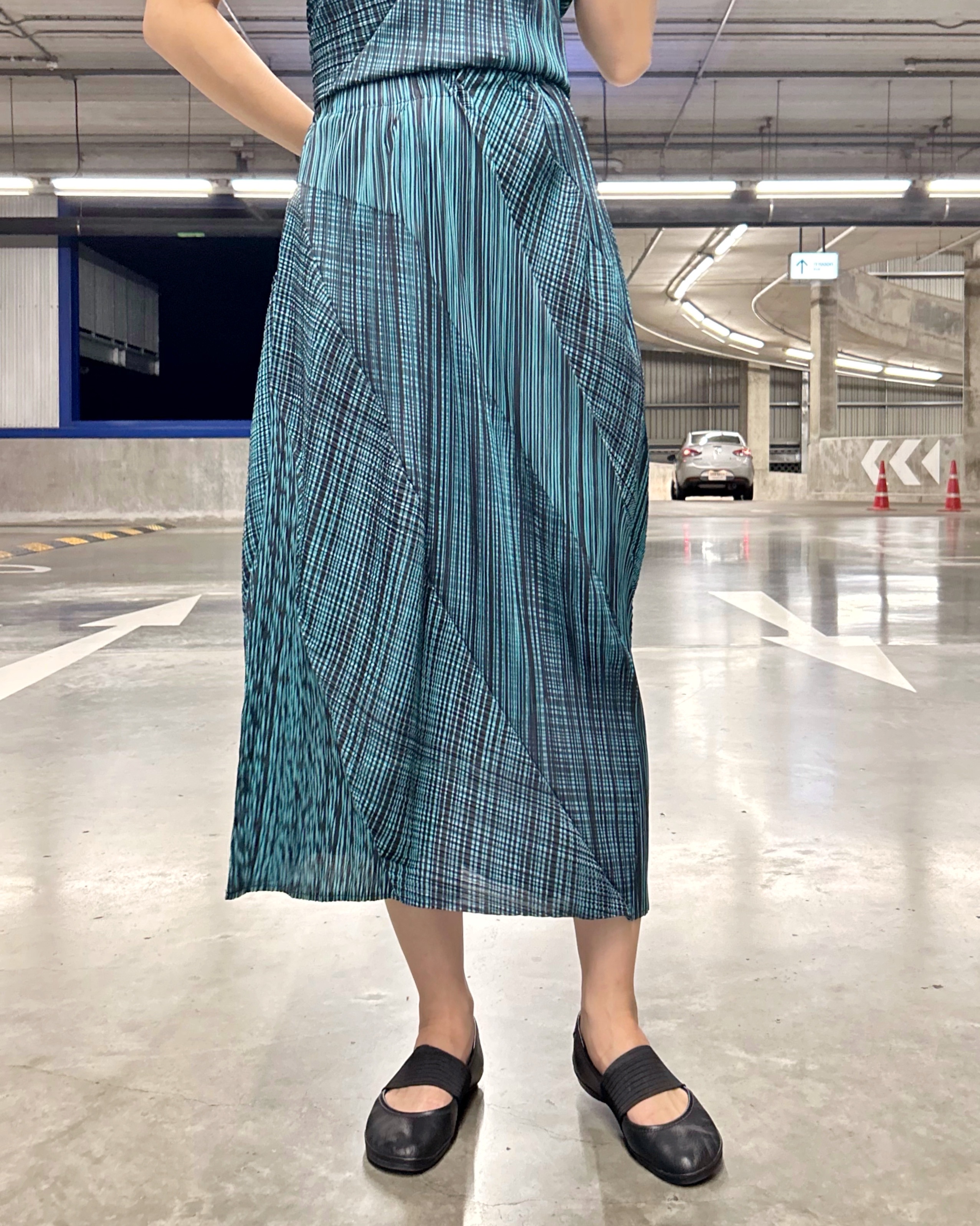 2MUAY รุ่น CX6391 กระโปรงอัดพลีท ASYMMETRICAL PRINTED PLEATED SKIRT 3 สี FREE SIZE