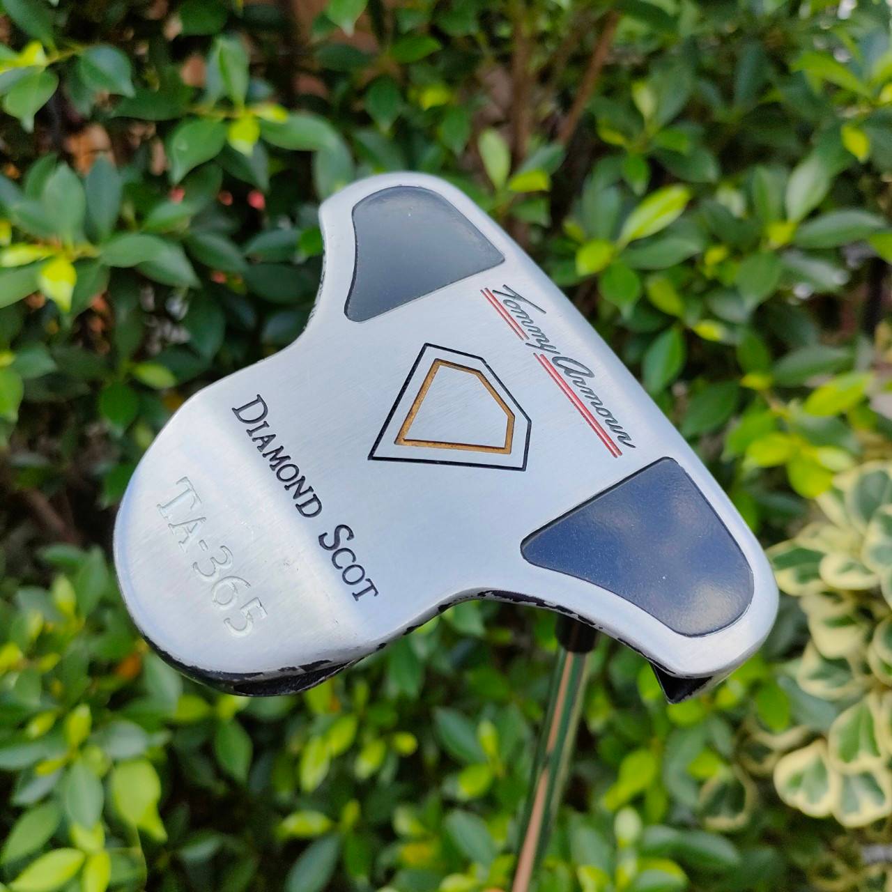 PUTTER DIAMOND SCOT TA-365 ความยาว 34 นิ้ว ก้าน DIAMOND SCOT พัตเตอร์แบบพิเศษ พัตต์ง่าย ชดเชยสูง พัตต์ตรงมากๆครับ เล็งง่ายมาก หน้าสัมผัสดีมากครับ
