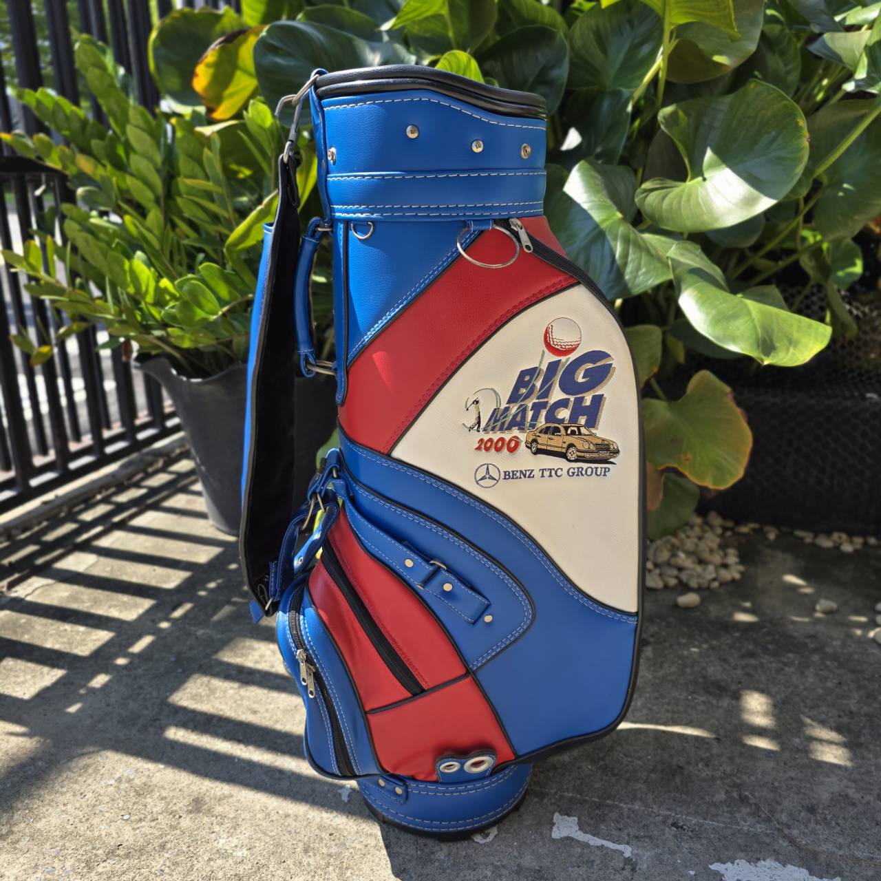 ถุงกอล์ฟ Mercedes-Benz Big Match ภายในบุกำมะหยี่ ถุง TOUR .บใหญ่ น่าใช้มากค่ะ ลดพิเศษที่สุด!!!