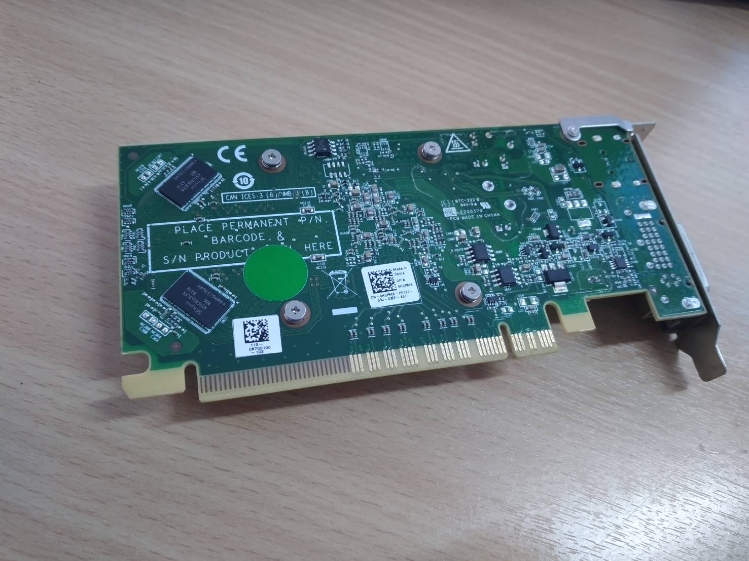 Amd Radeon R5 340X 2GB Dvi Video Card ขาสั้น