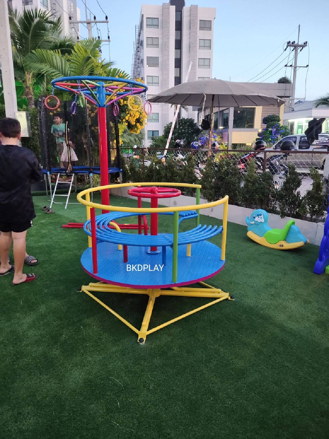 เครื่องเล่นสนามกลางแจ้ง เหล็ก คอกหมุน ปรับใหม่ตามมาตรฐาน มอก. Outdoor Playground, ม้าหมุนเหล็ก ราคาโรงงาน ผลิตในไทย