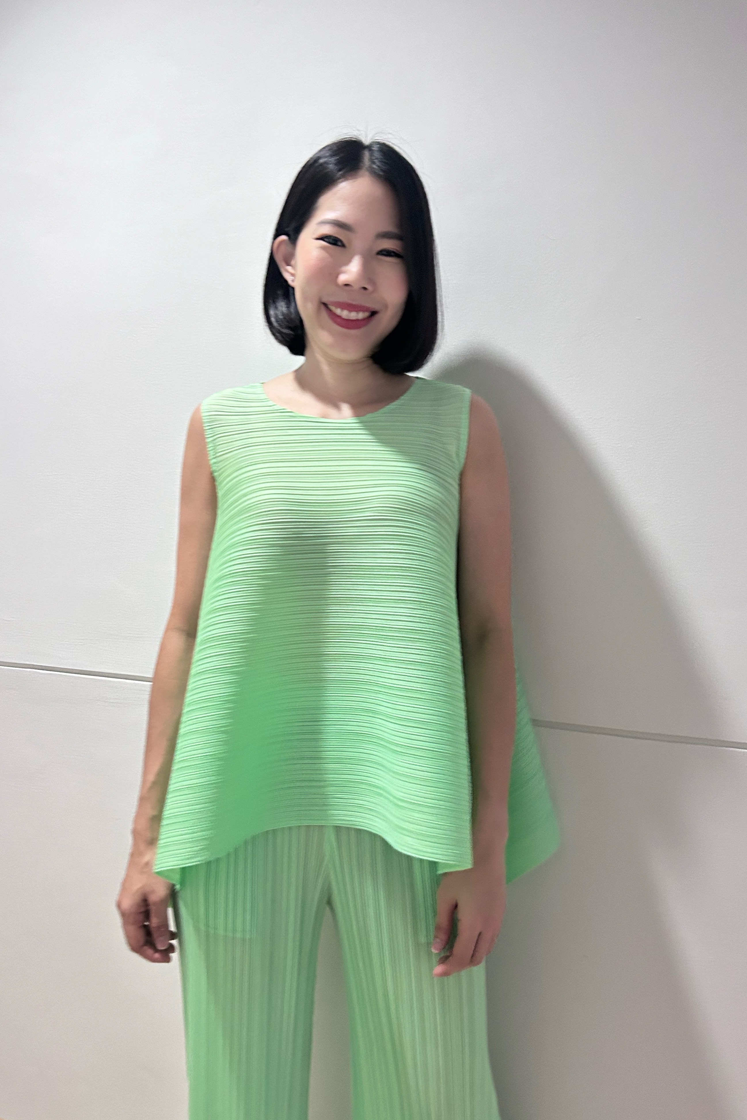 ปรับราคาลง20%!! 2MUAY BASIC รุ่น GJO1538P เสื้อพลีทคุณภาพ BASIC SLEEVELESS FLARE PLEATED TOP 12 สี FREE SIZE